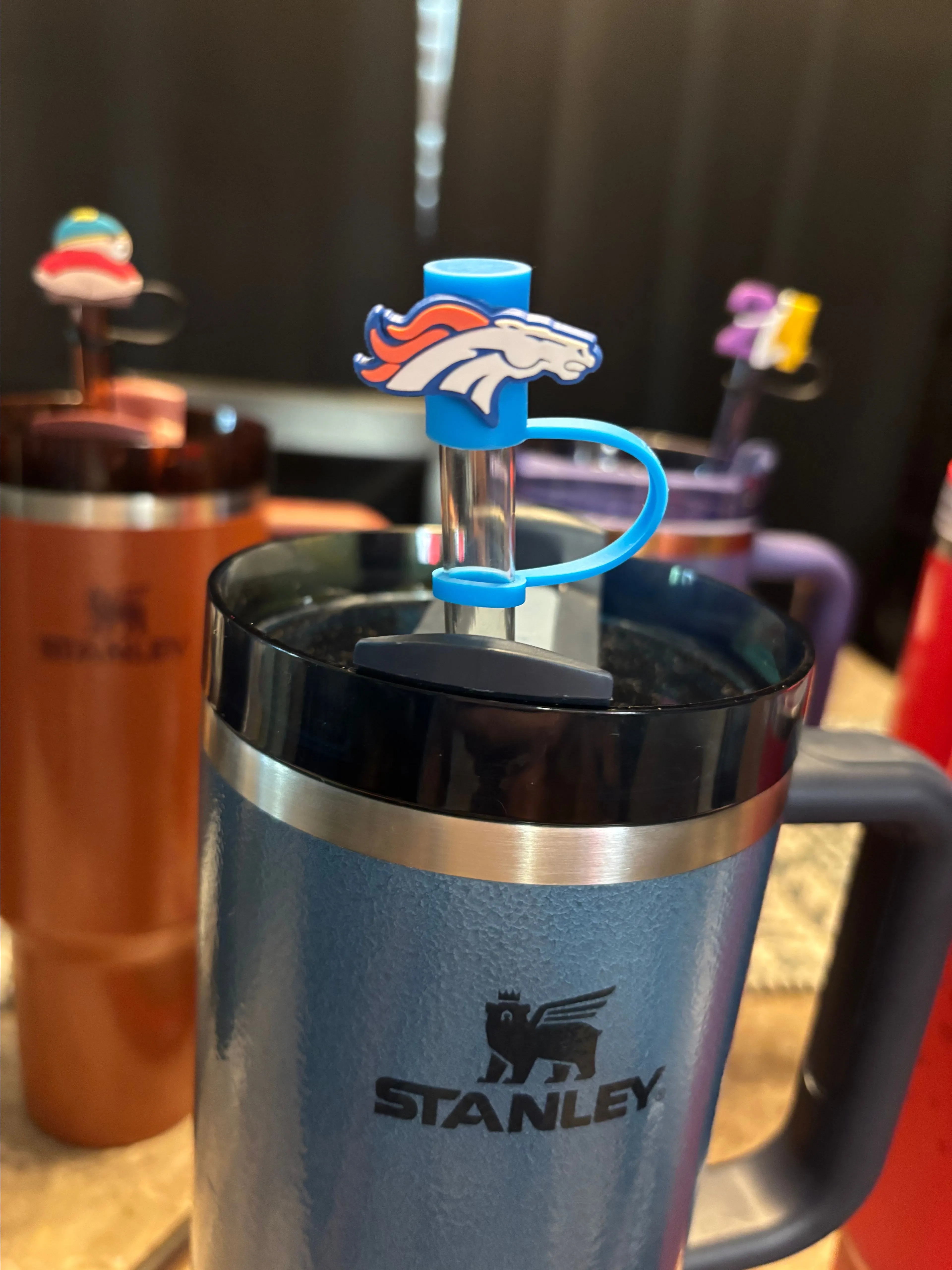 Product image for Denver bronco straw topper