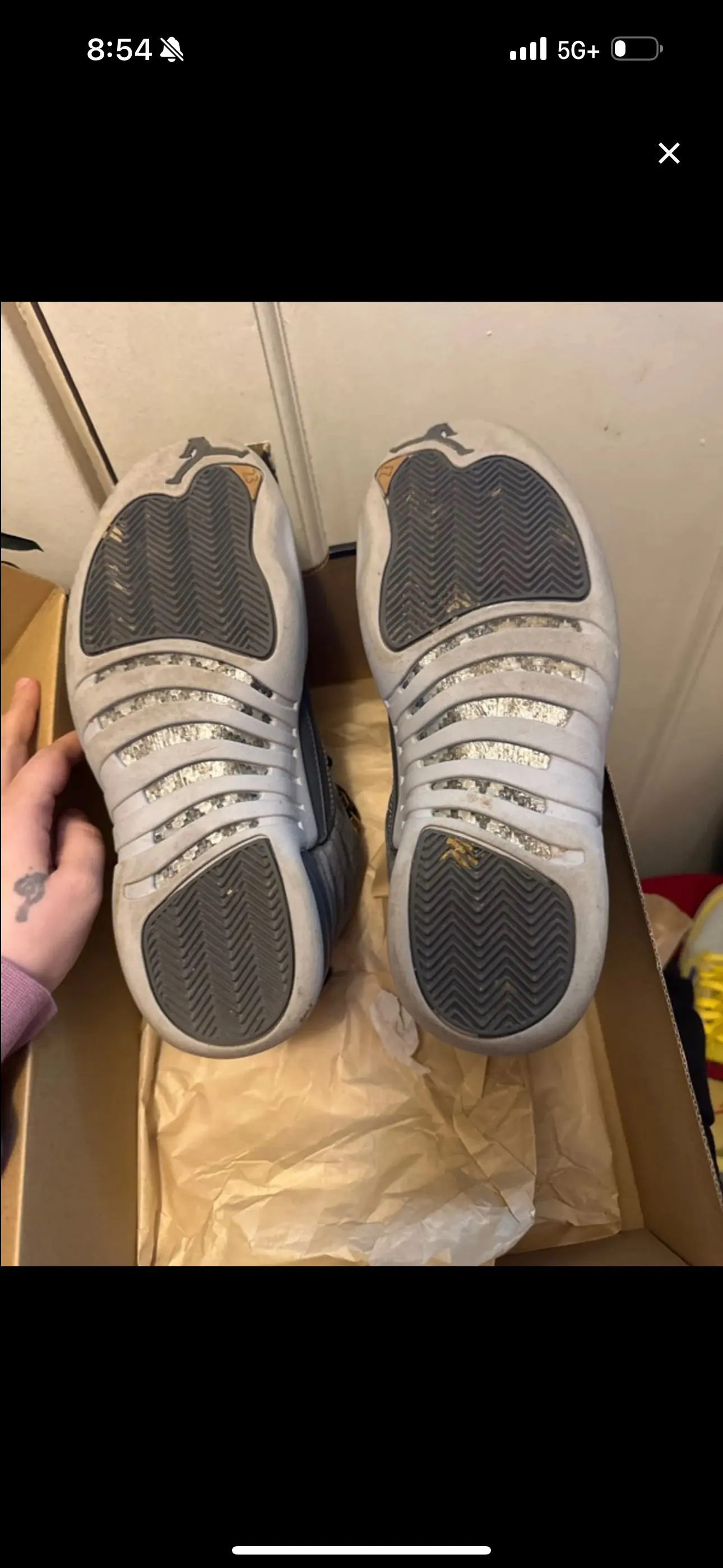 Listing Image Blurred Background