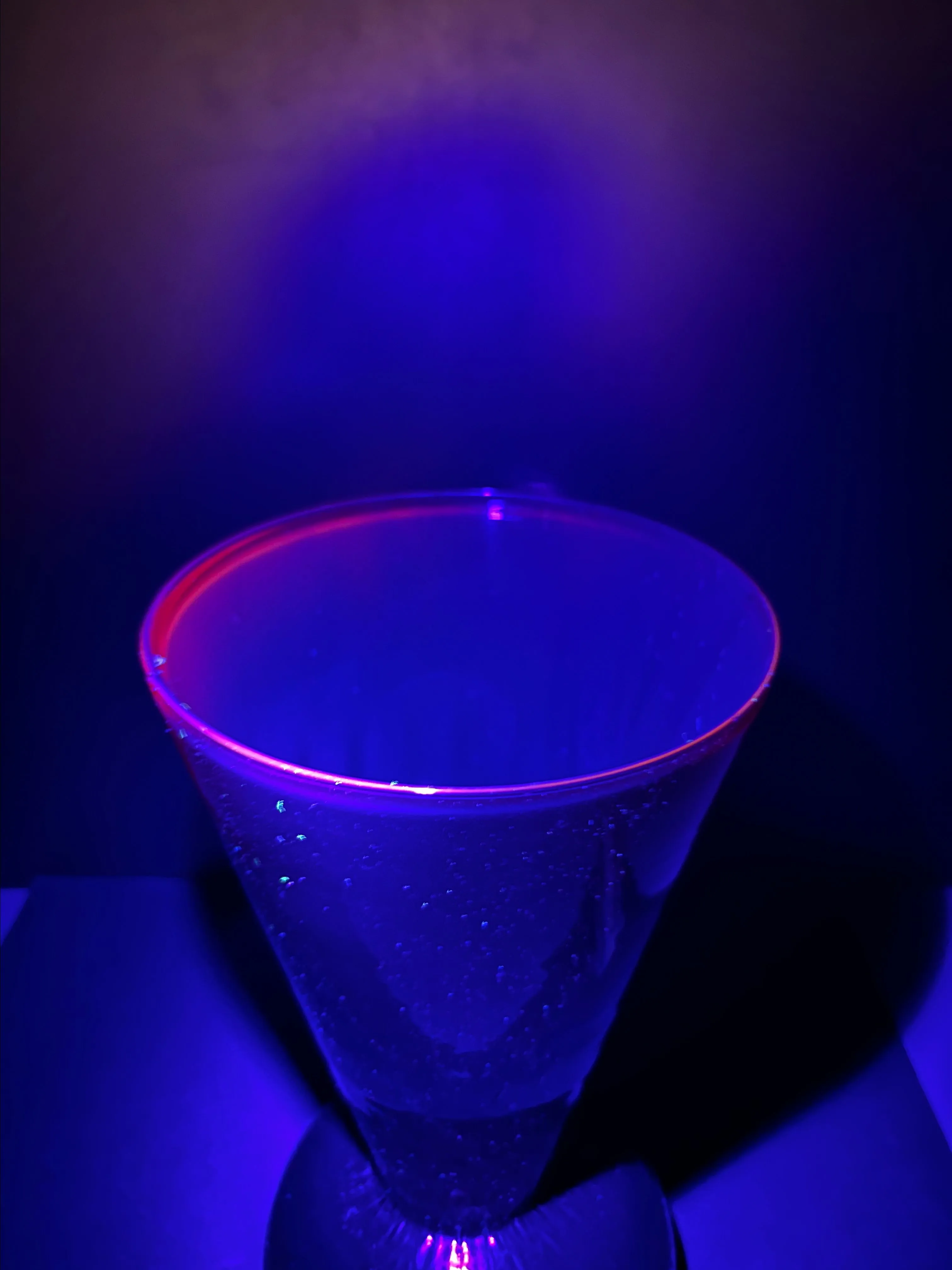 Listing Image Blurred Background