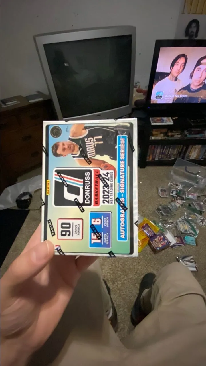 Product image for Autos box