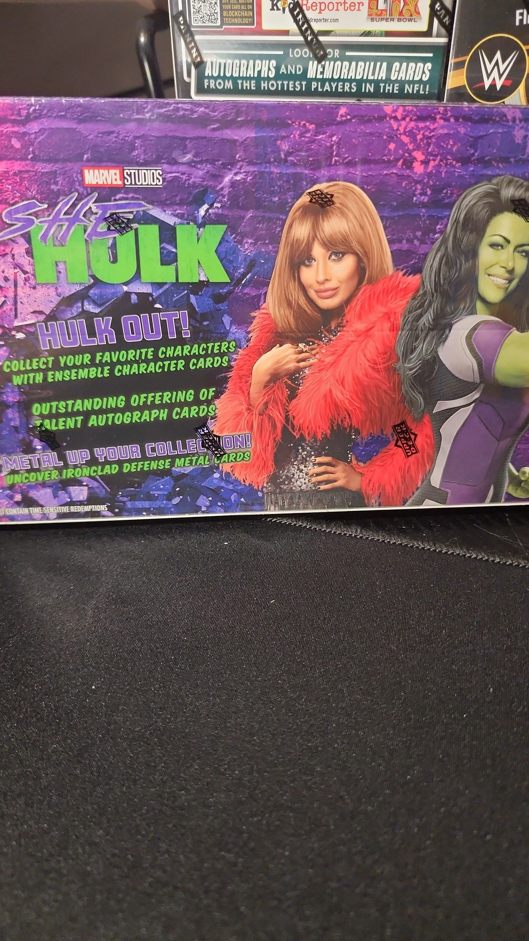 Product image for one random coin and she hulk hobby box