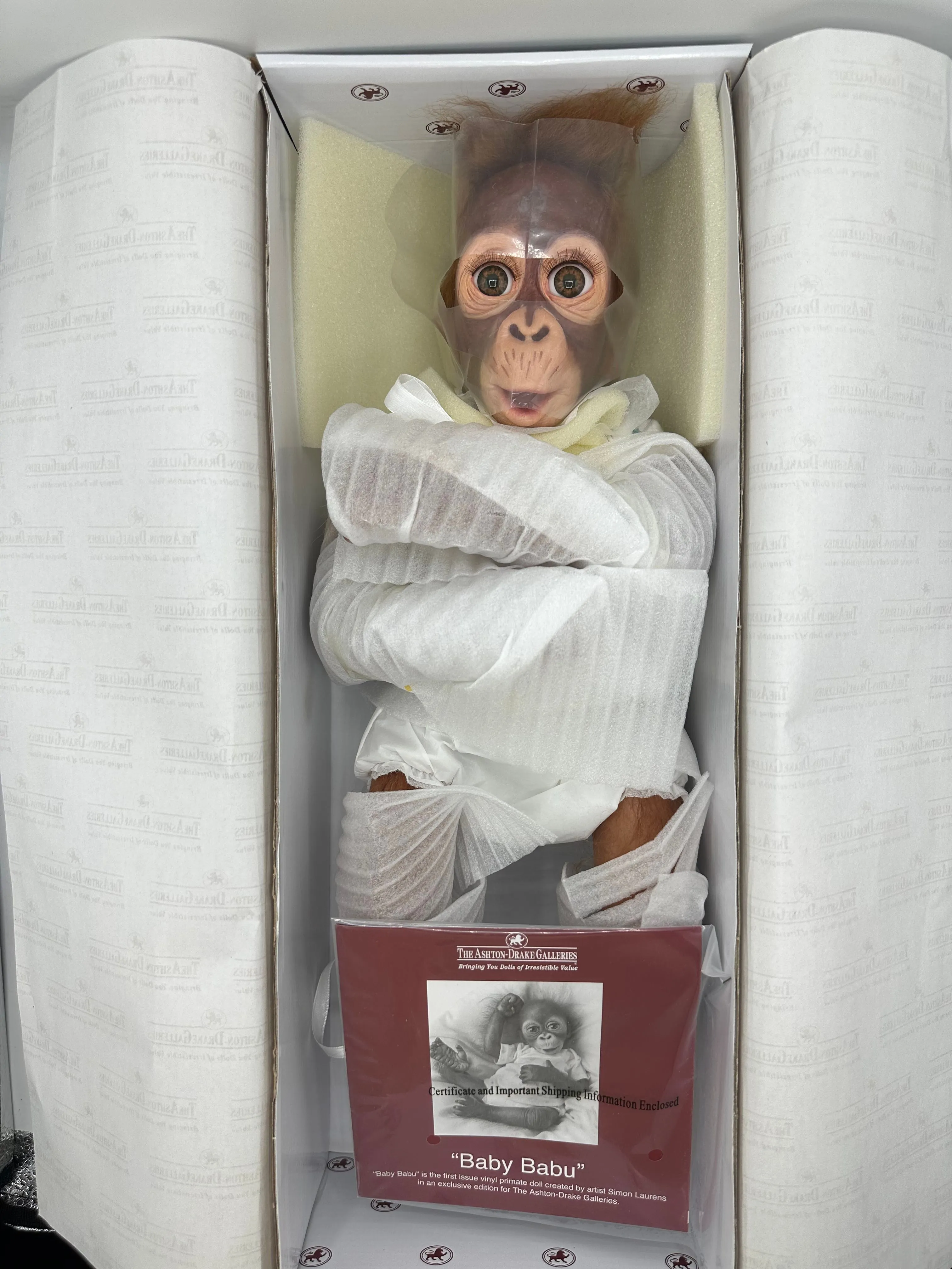 Product image for BABY BABU Ashton-Drake Galleries TREE TOP NURSERY Orangutan by SIMON LAURENSNEW