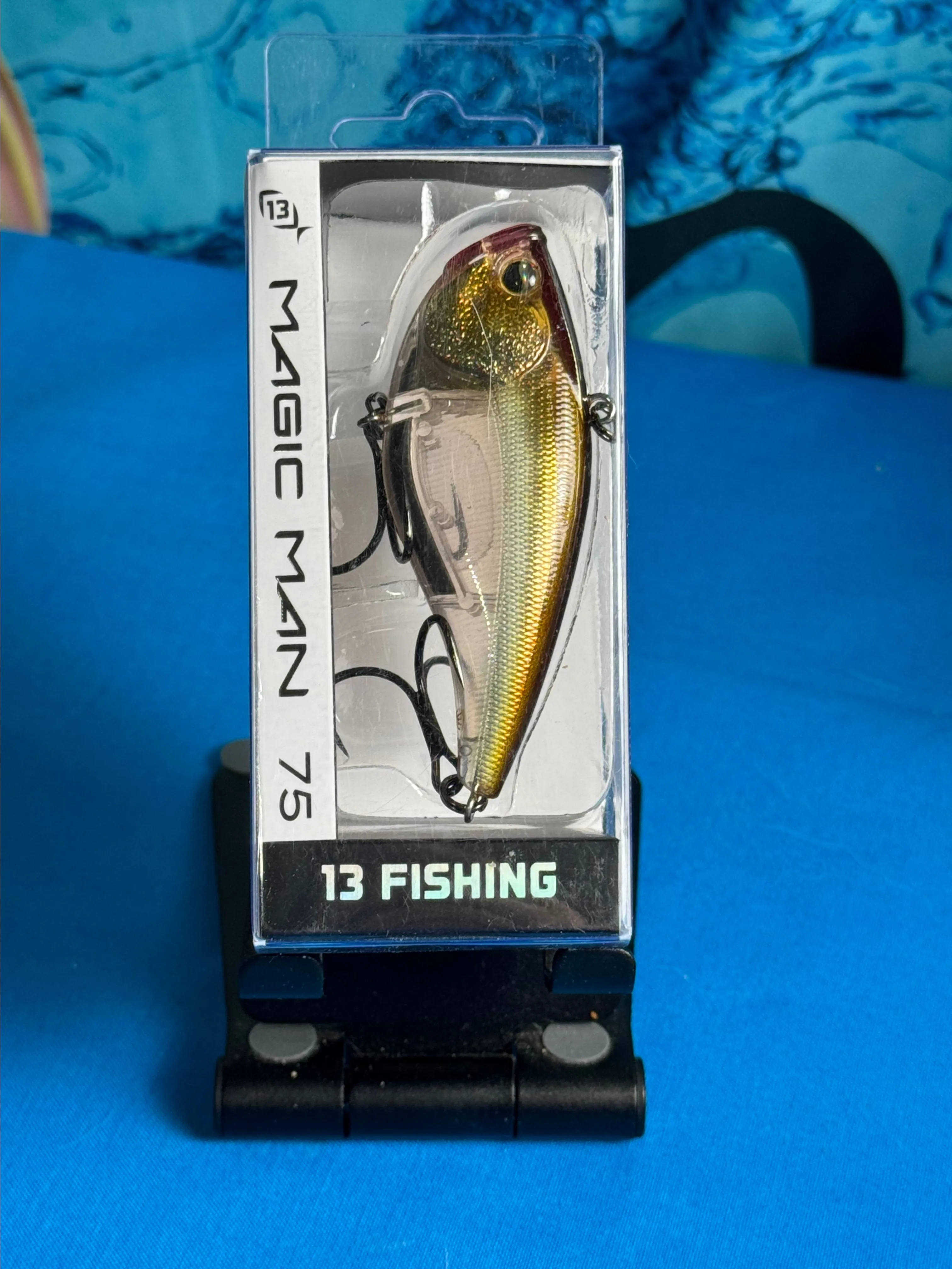 Product image for 13 Fishing Magic Man 75 Olive Crush