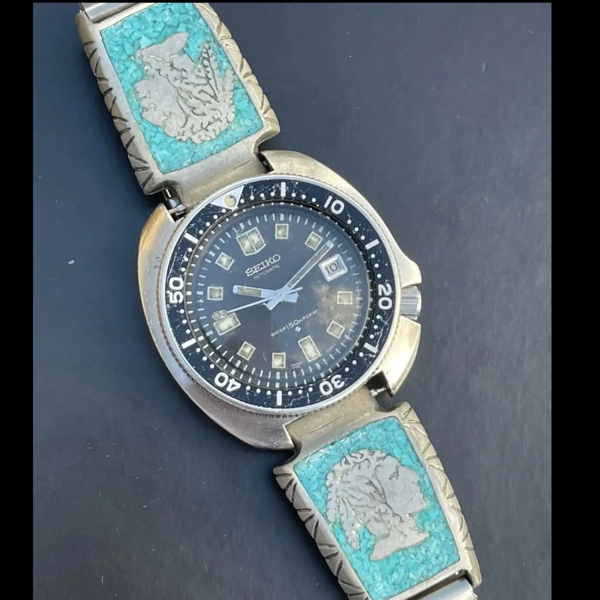 Listing Image Blurred Background
