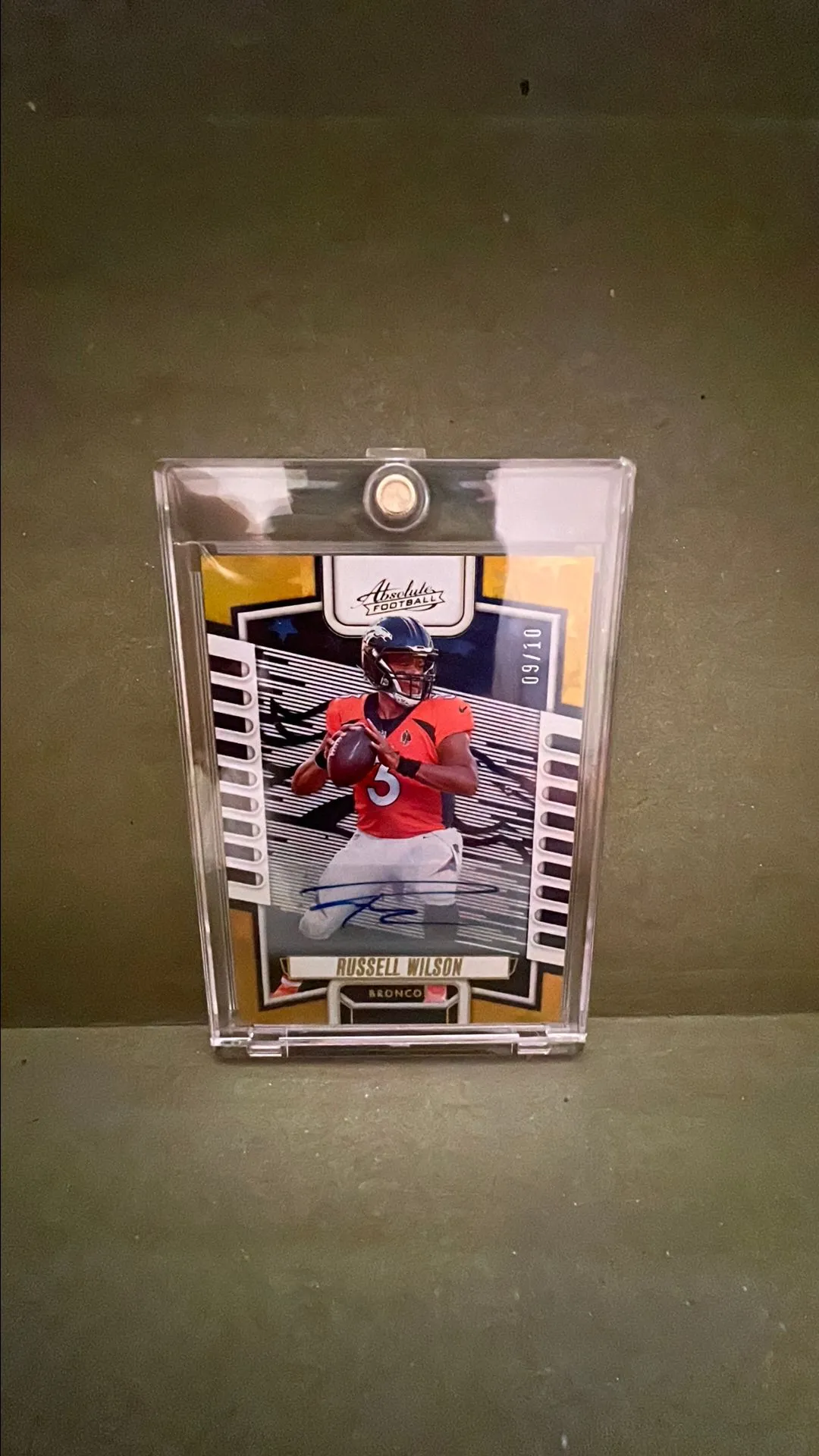 Product image for Russell Wilson Auto /10
