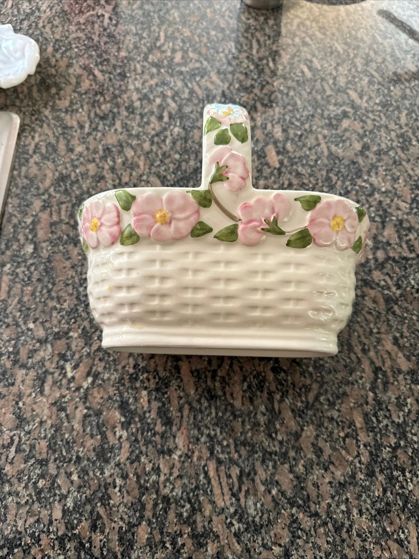 Product image for Beautiful porcelain floral basket