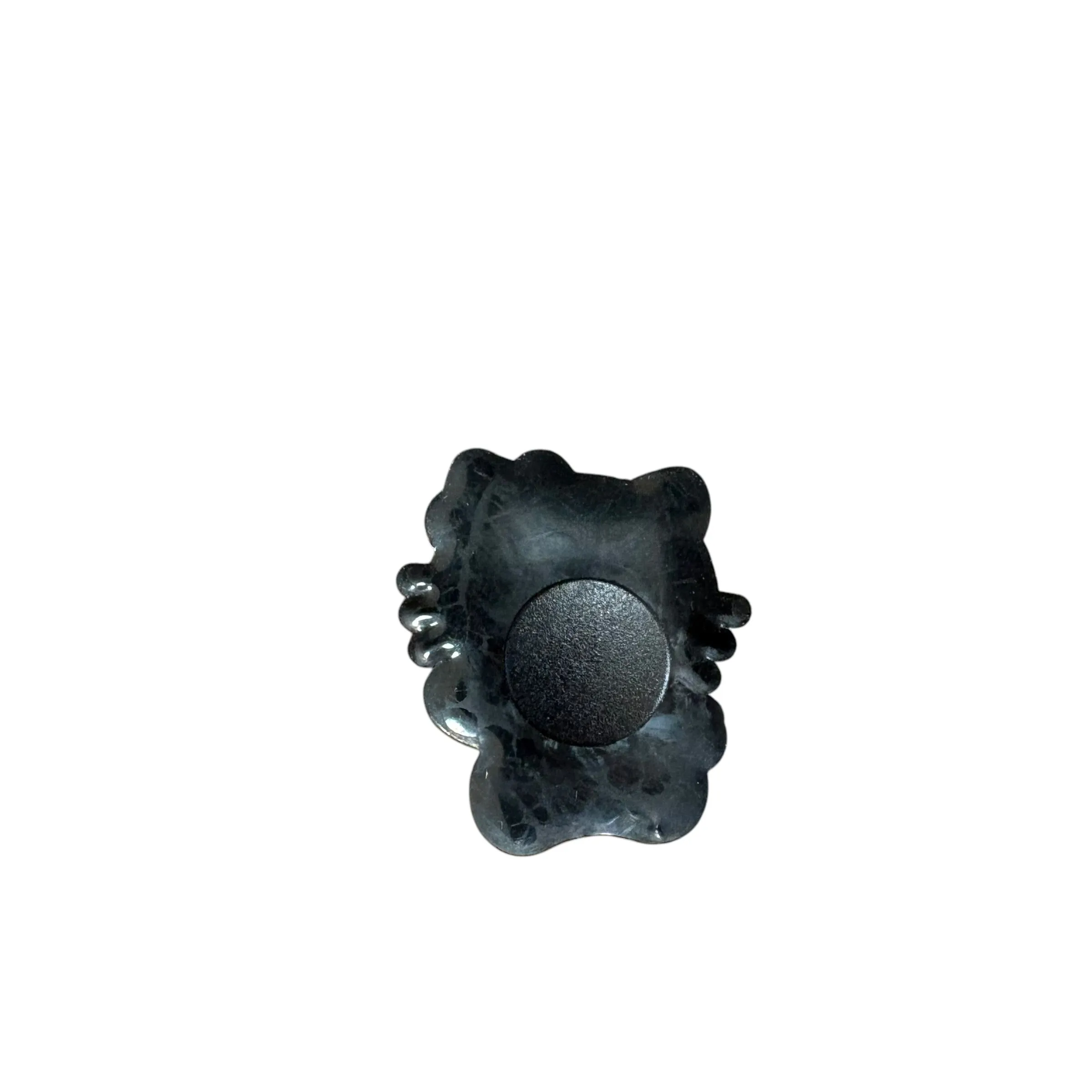 Listing Image Blurred Background