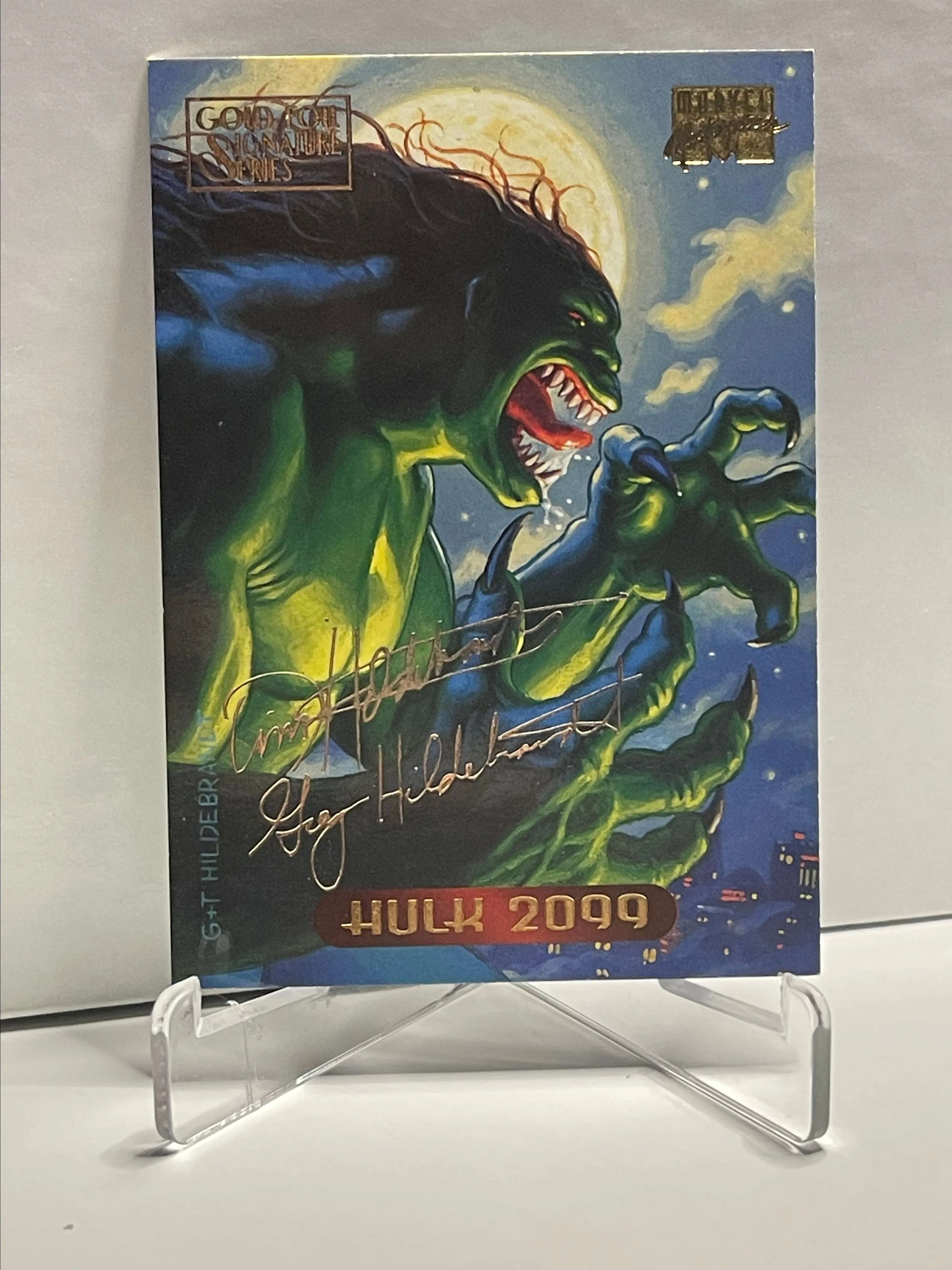 Product image for Marvel Masterpieces Hulk 2099 Gold Foil Signature Series