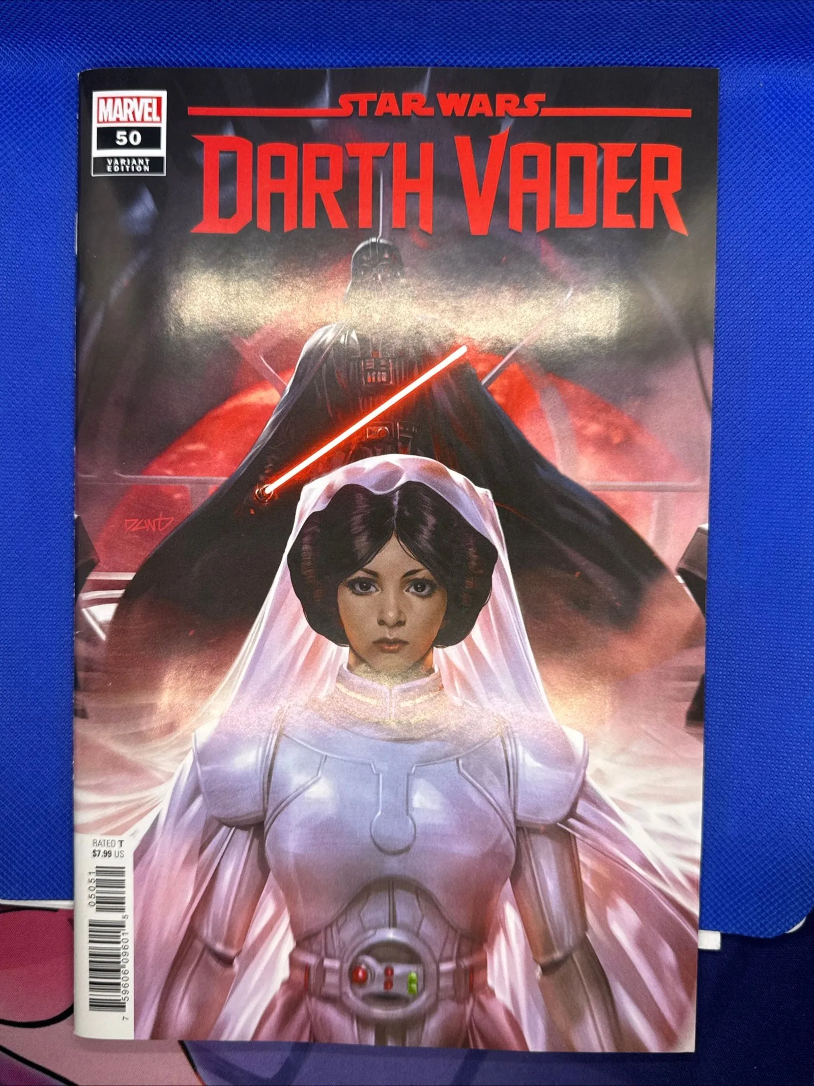 Product image for Star Wars Darth Vader #50 . Derrick Chew  LEIA variant 🟥NM+