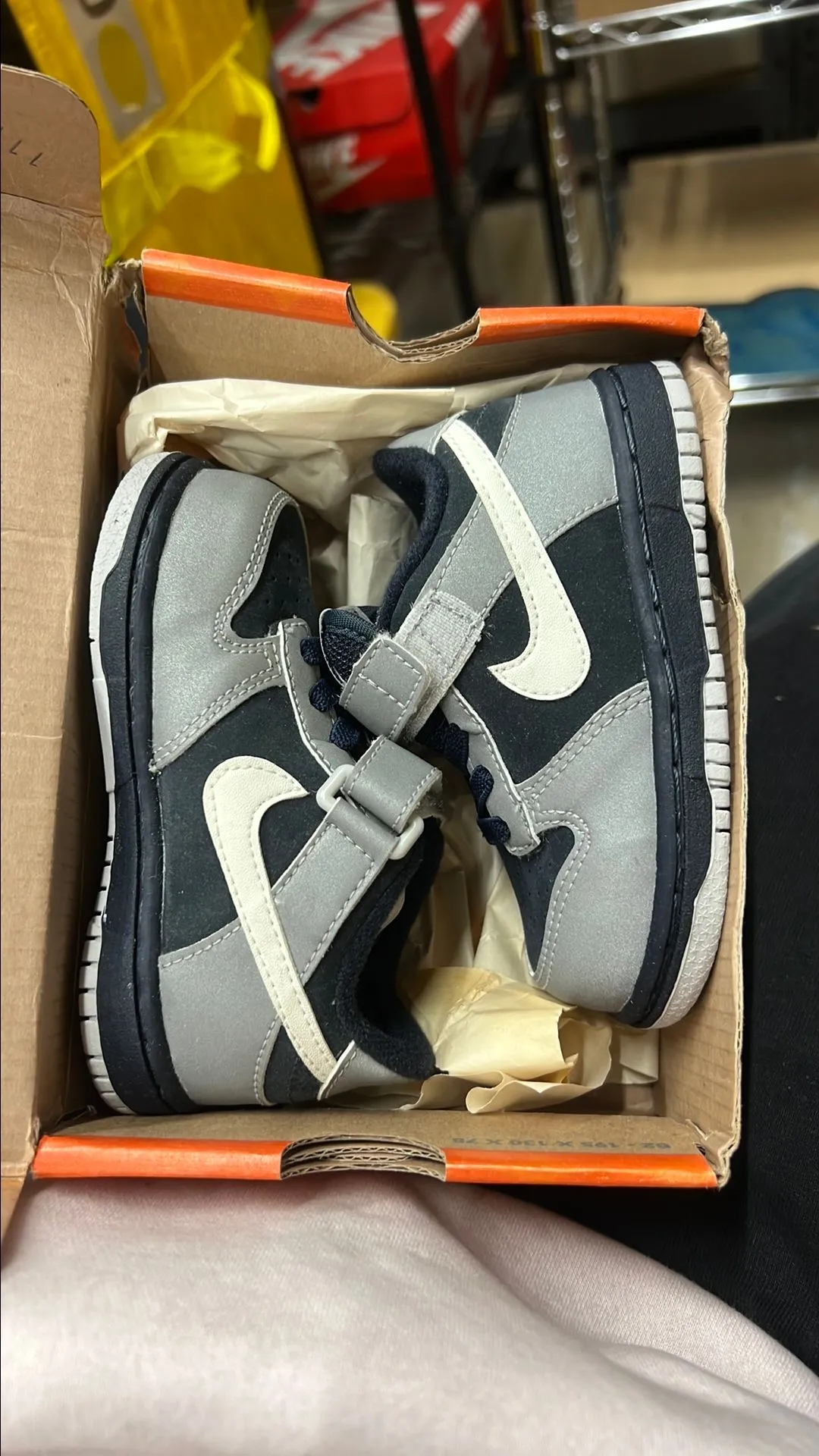 Product image for 2003 NIKE DUNK LOW 'OBSIDIAN' SIZE 6C BRAND NEW