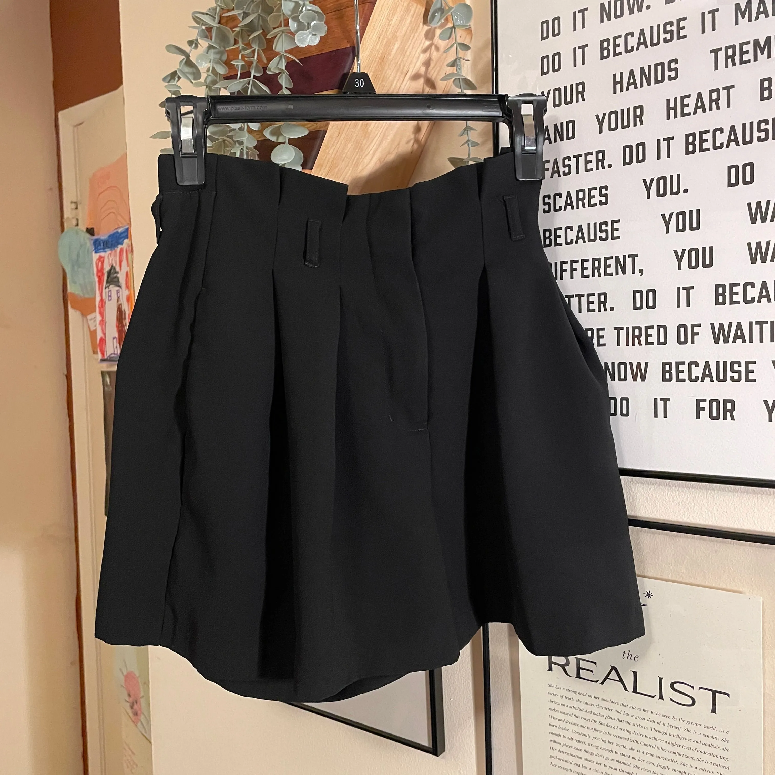 Product image for 388 Express Black Dressy Shorts Size 00