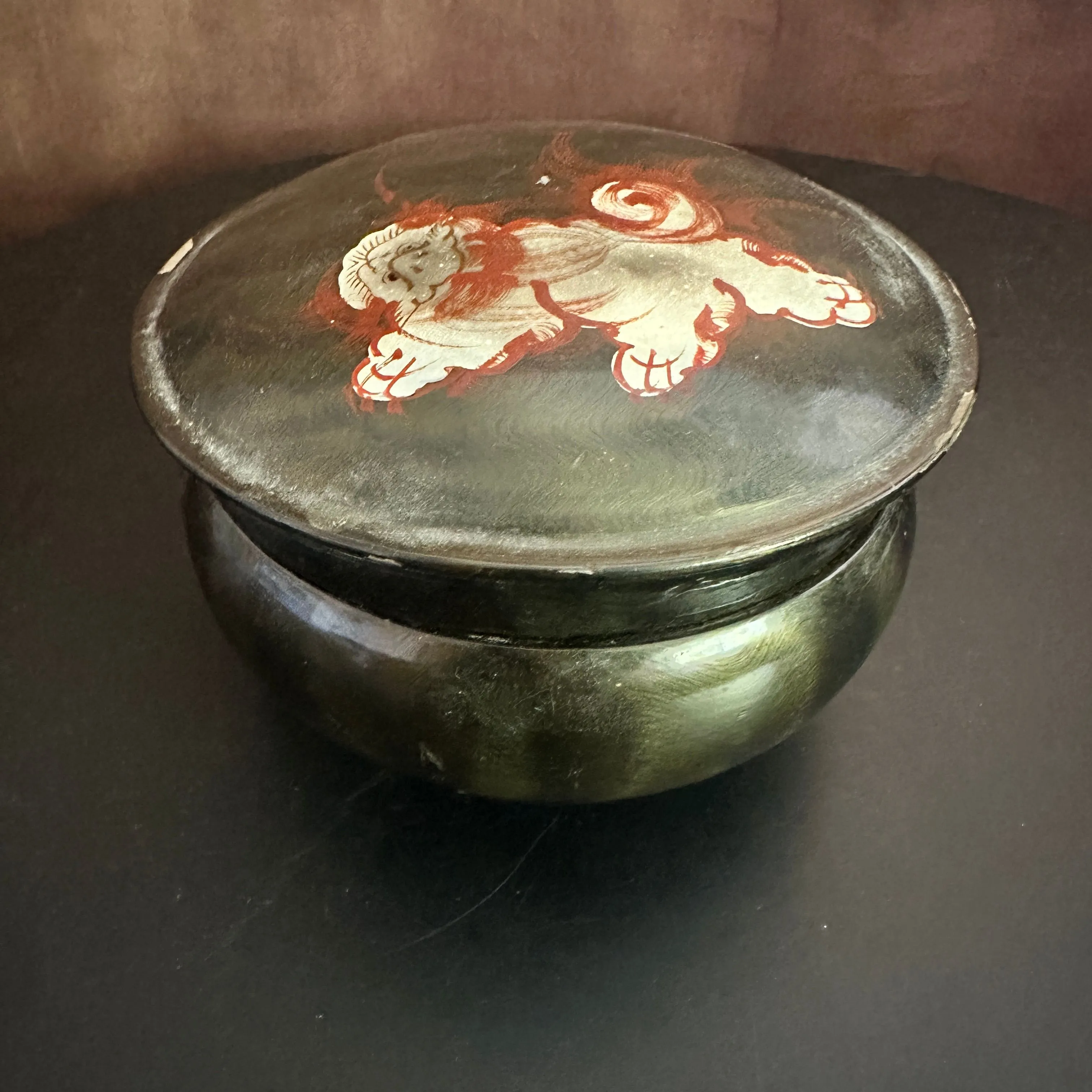 Product image for VTG Japan Lacquered Box Fu Dog