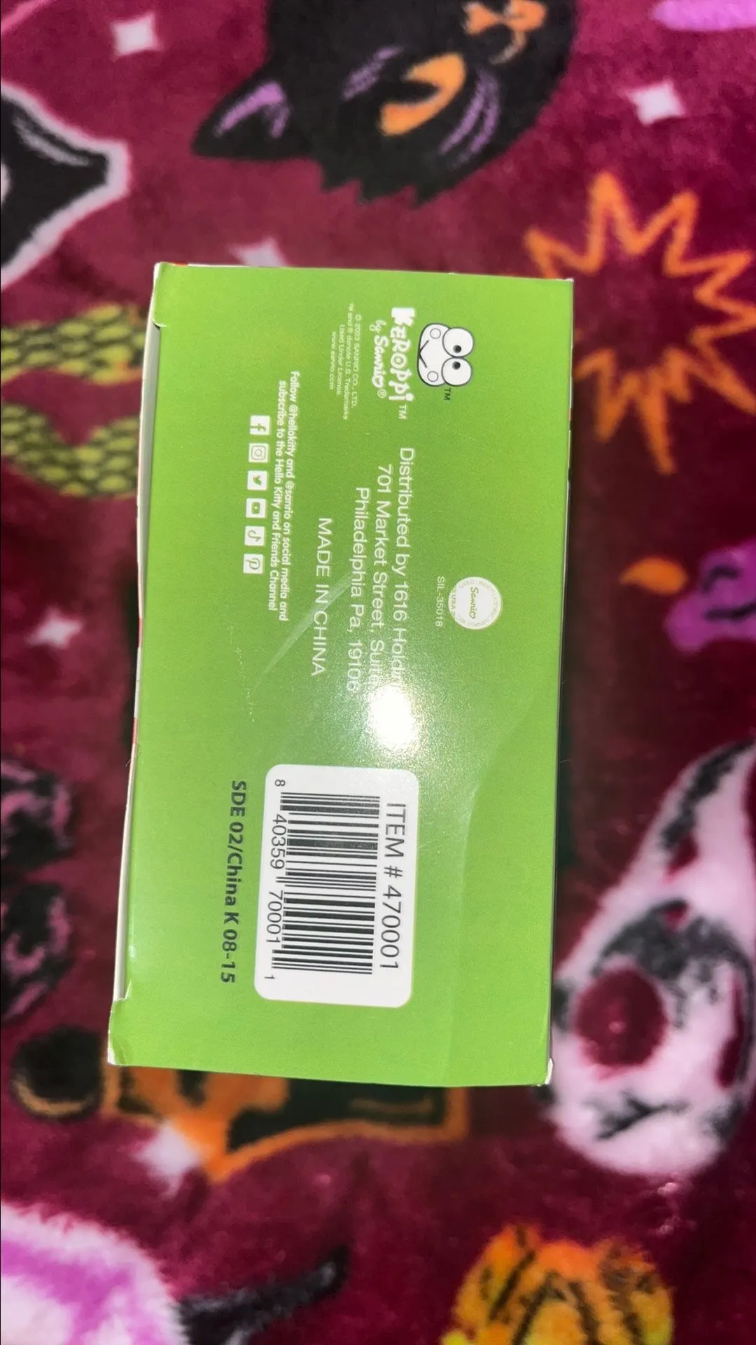 Listing Image Blurred Background