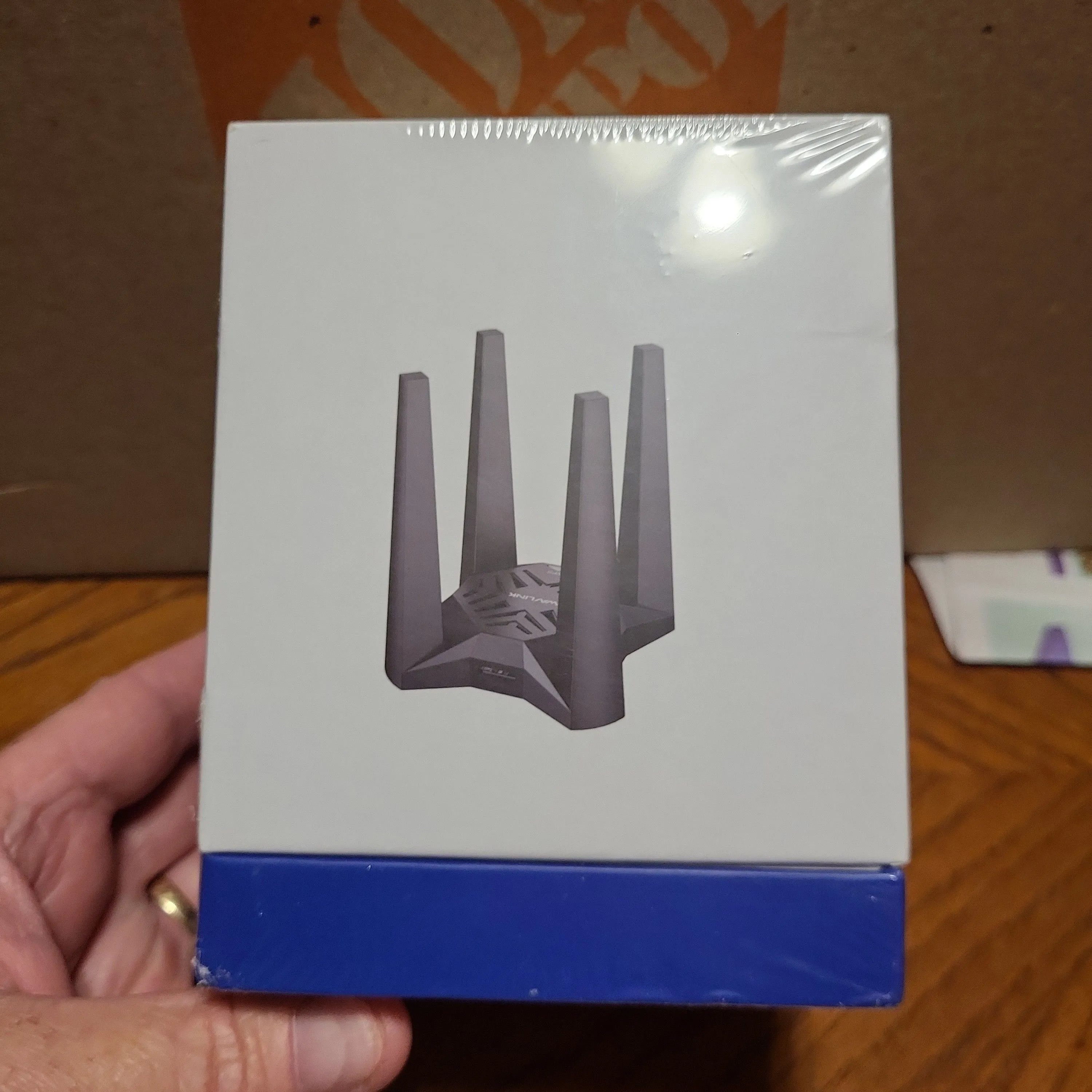 Listing Image Blurred Background