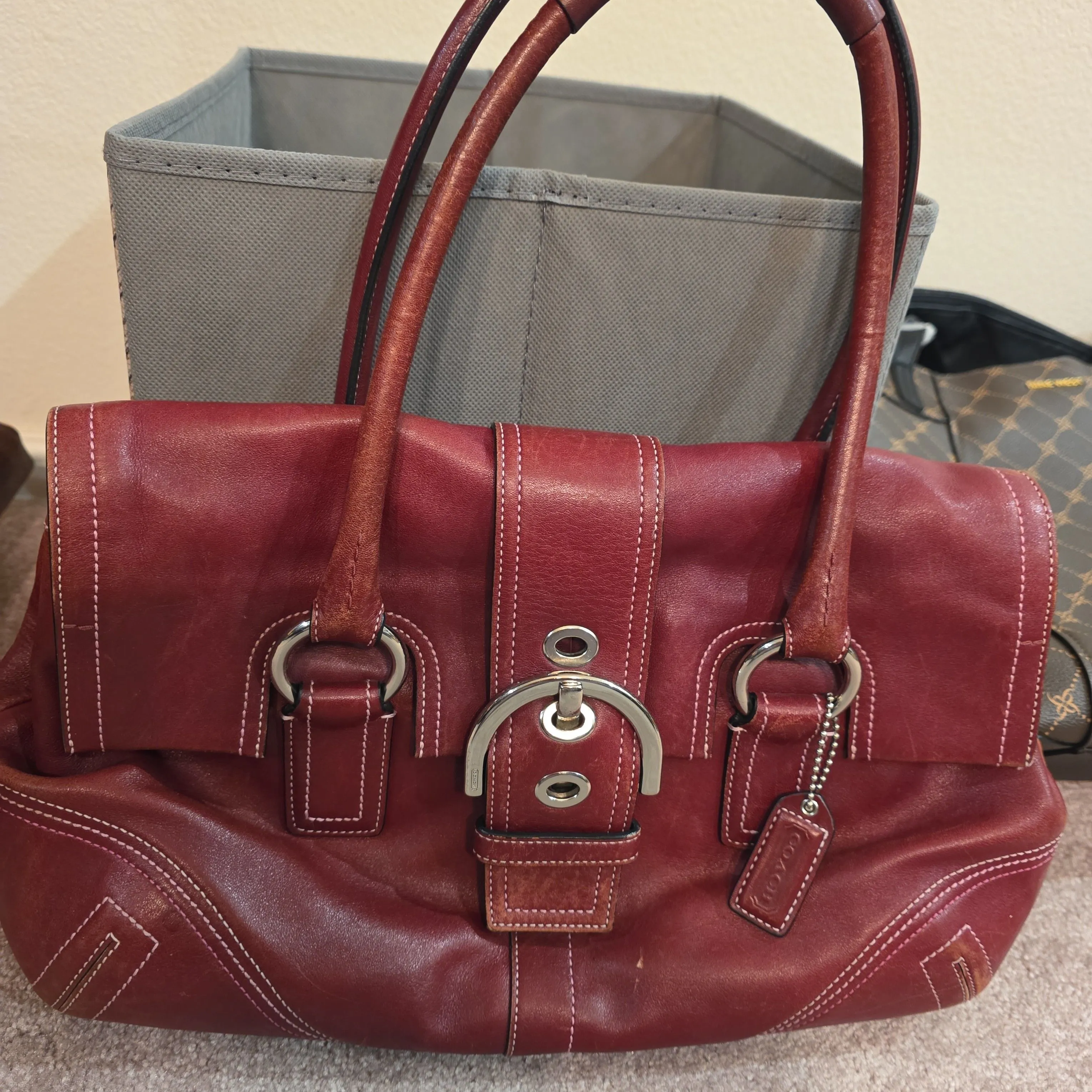 Product image for coach 3005