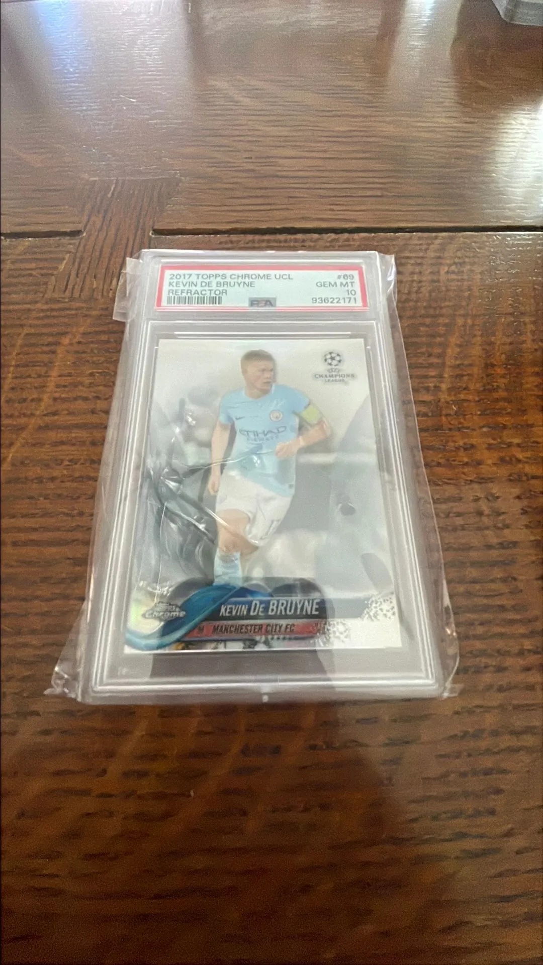 Product image for Kevin De Bruyne Refractor 2017 Topps Chrome PSA 10