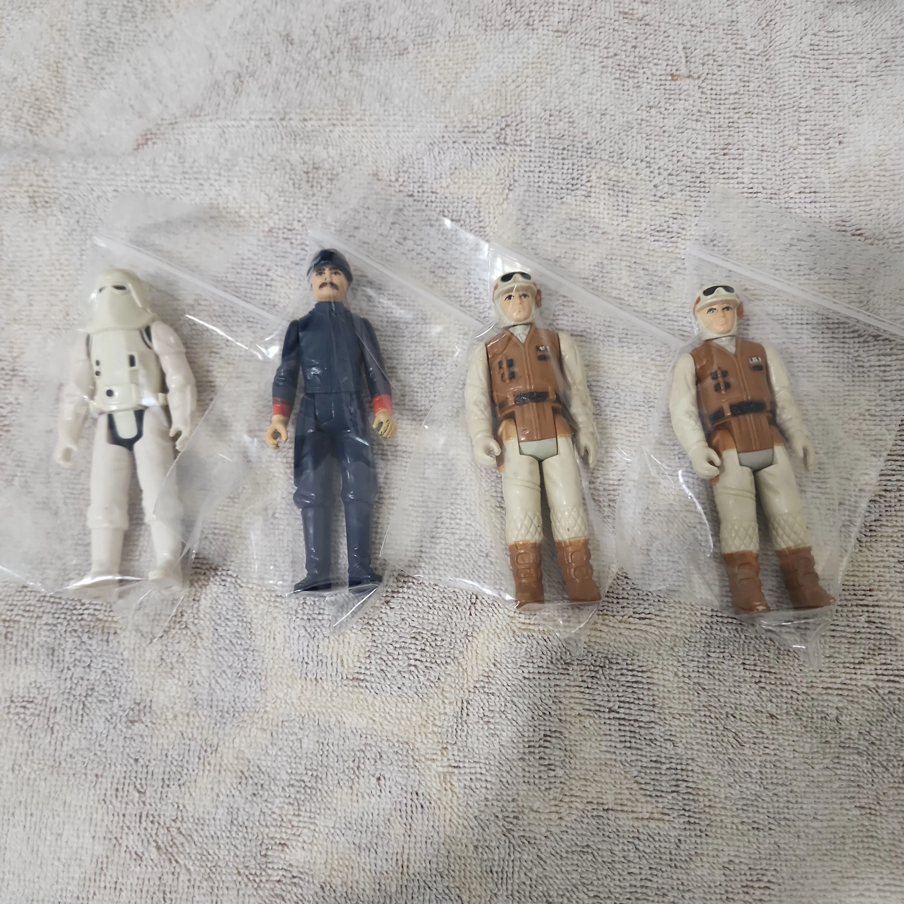 Product image for 1980's Star Wars Figures (4)
