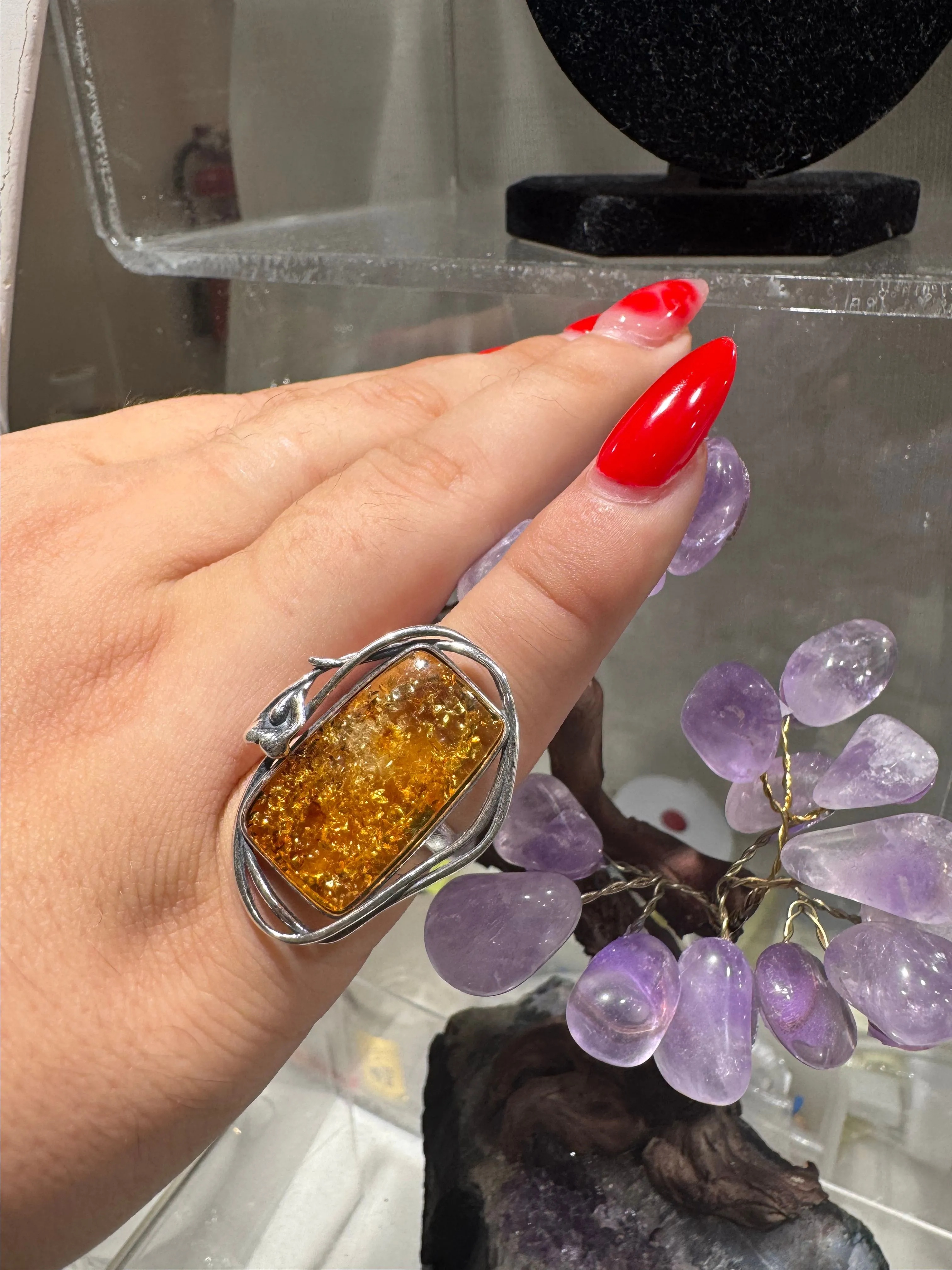 Listing Image Blurred Background