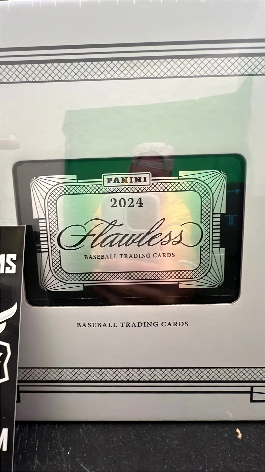 Product image for 1 box mlb flawless