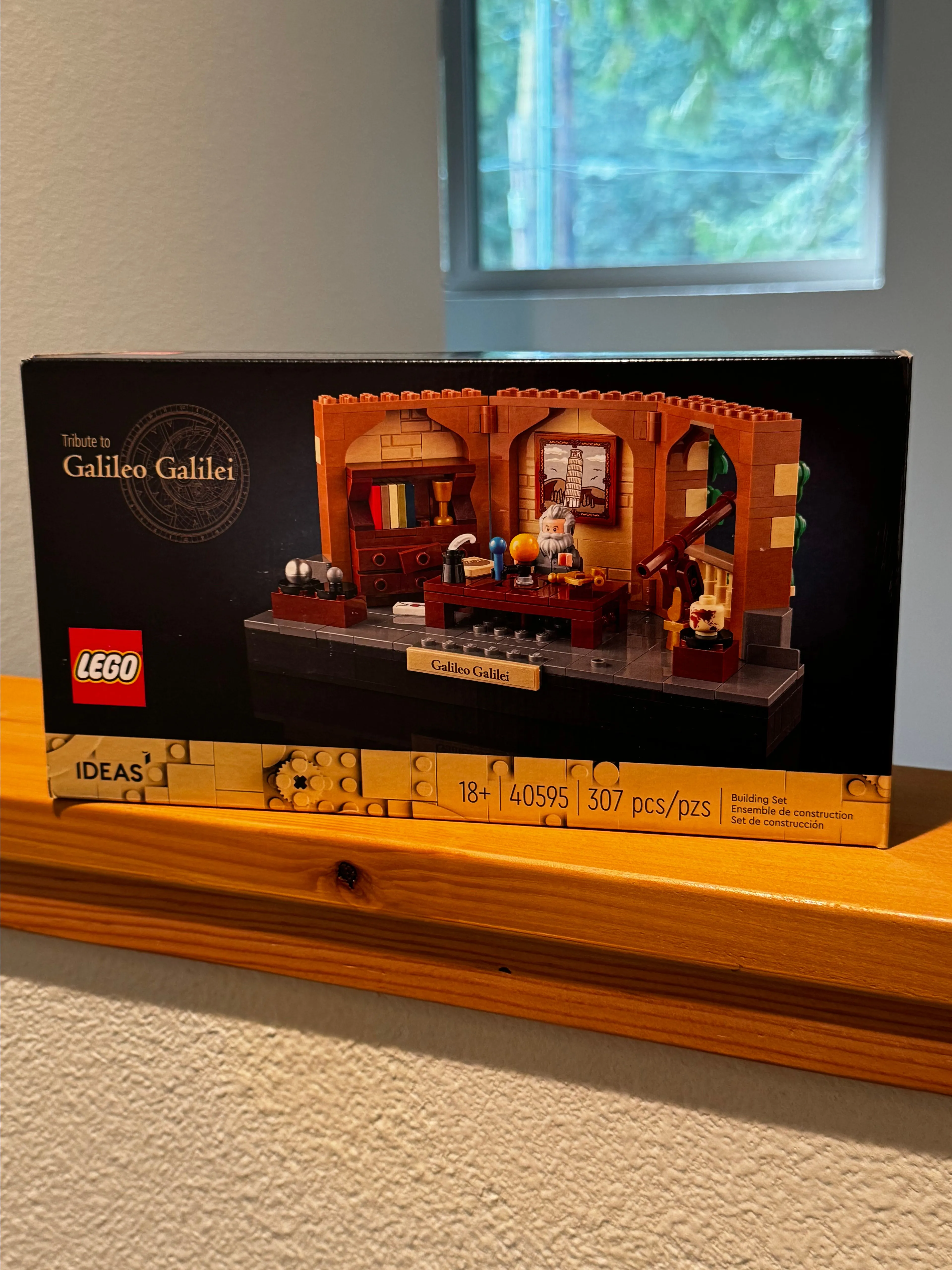 Product image for LEGO 40595 Tribute to Galileo Galilei