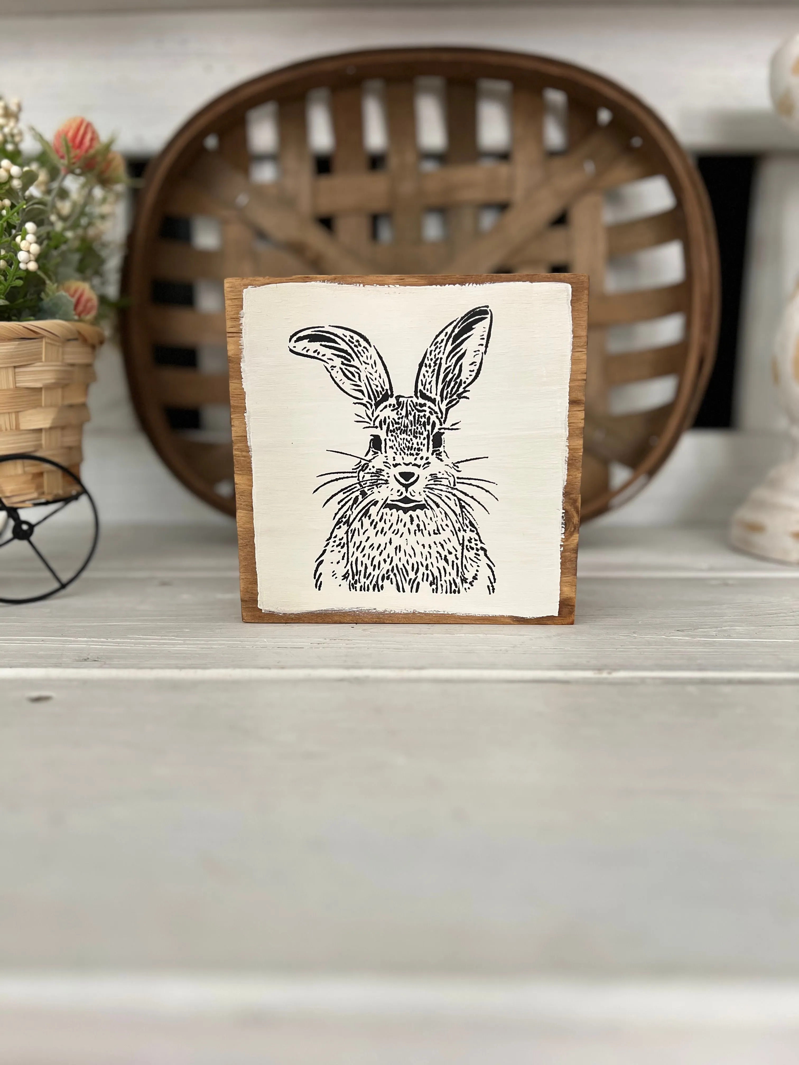 Product image for 6 by 6 Bunny black on white background, vintage style