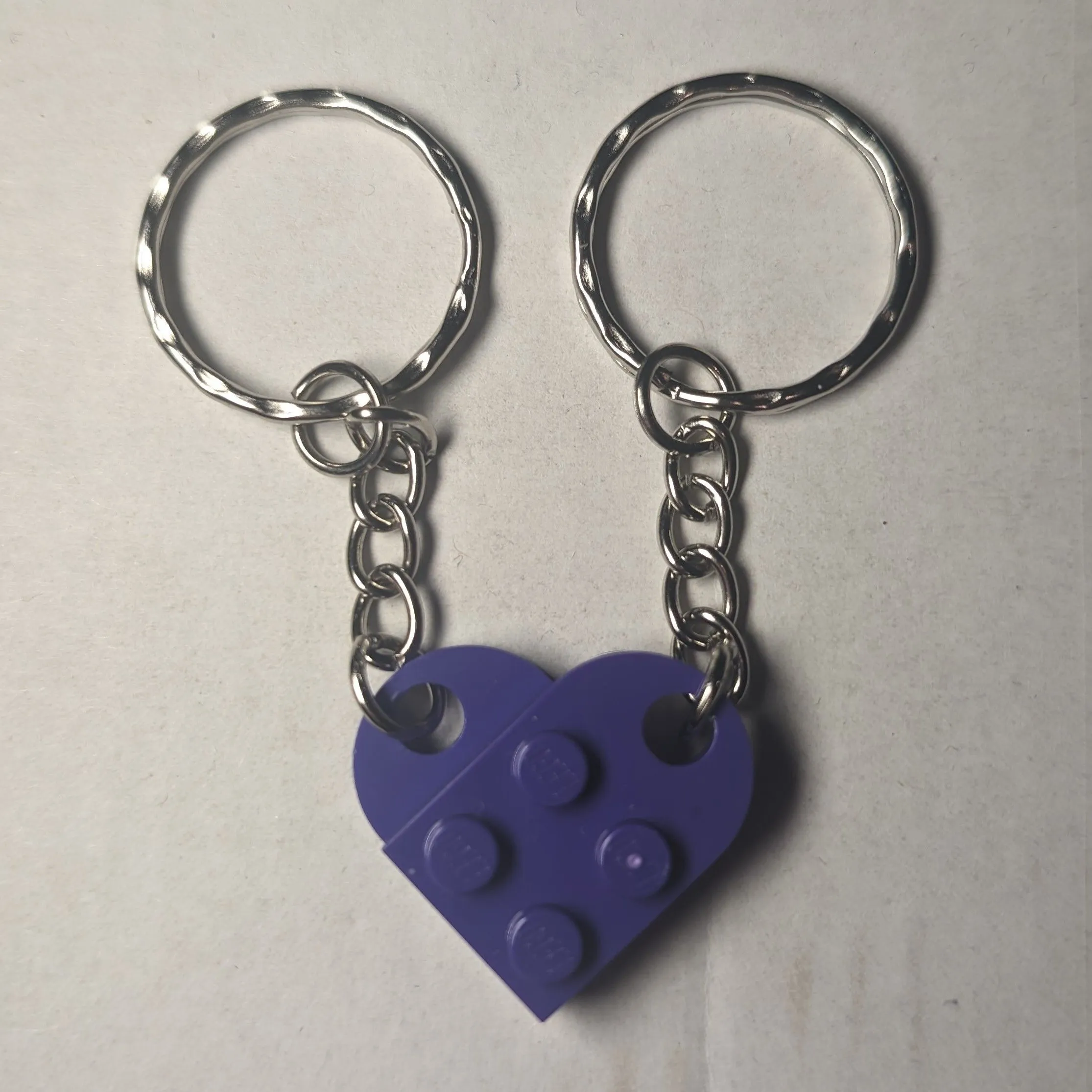 Product image for Keyring: Purple Heart