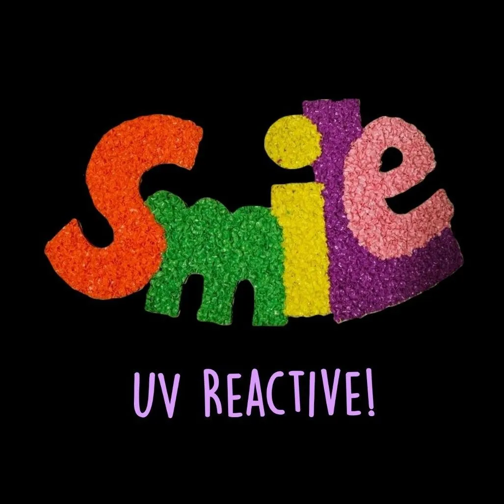 Product image for Vintage Melted Popcorn Plastic Colorful Rainbow UV Reactive "Smile" Wall Hanger HTF Rare