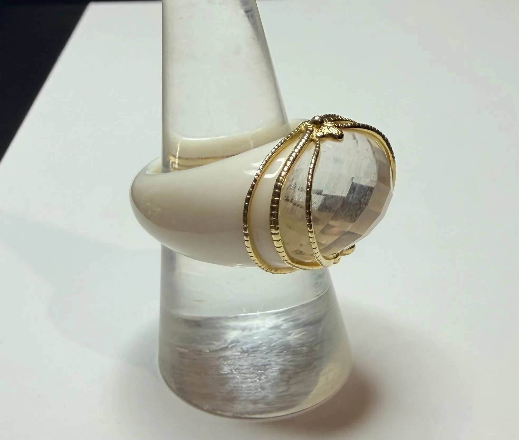 2e74e573-cc55-4c09-bd4e-9ca8522b7ff2