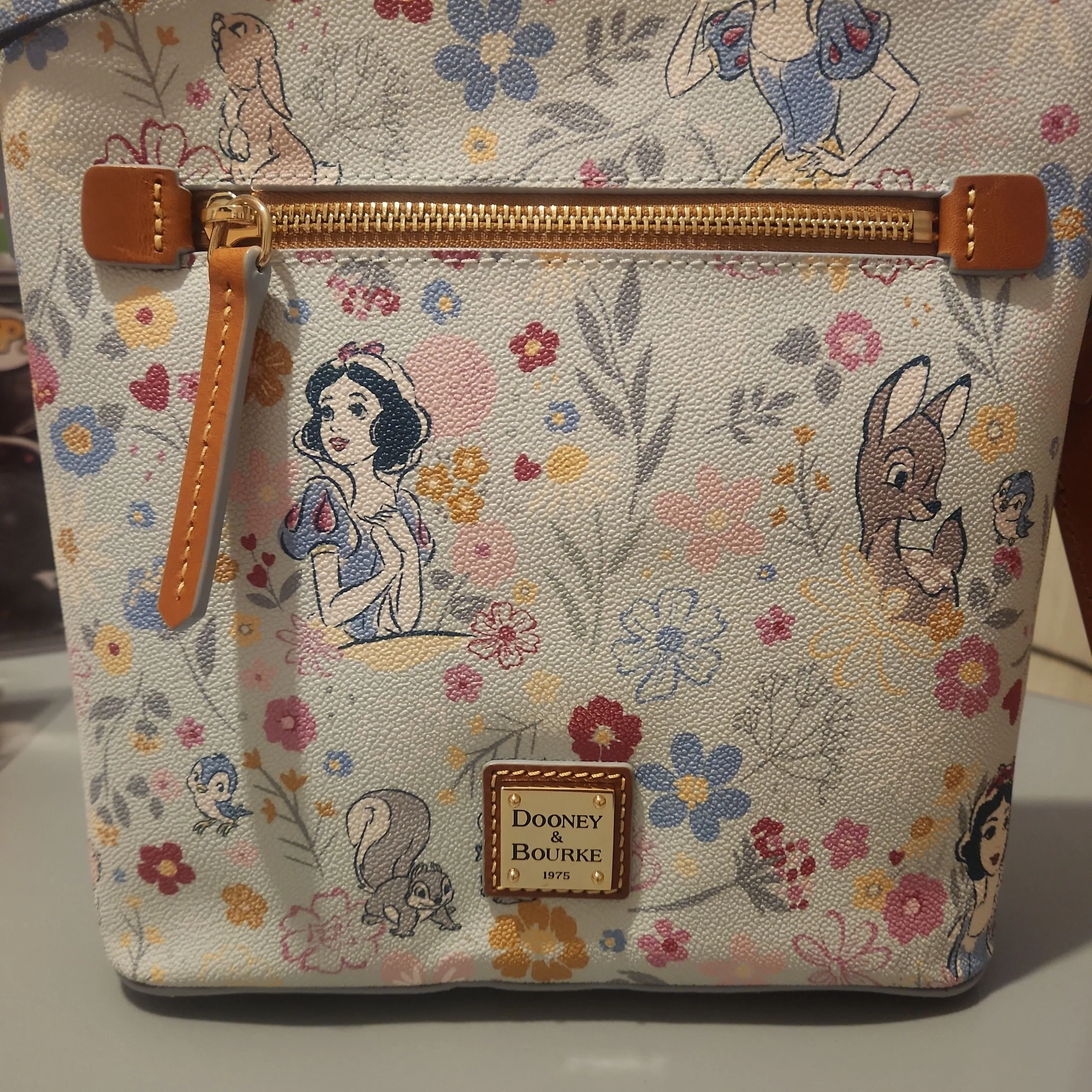 Product image for Snow White Dooney & Bourke 2023 Purse