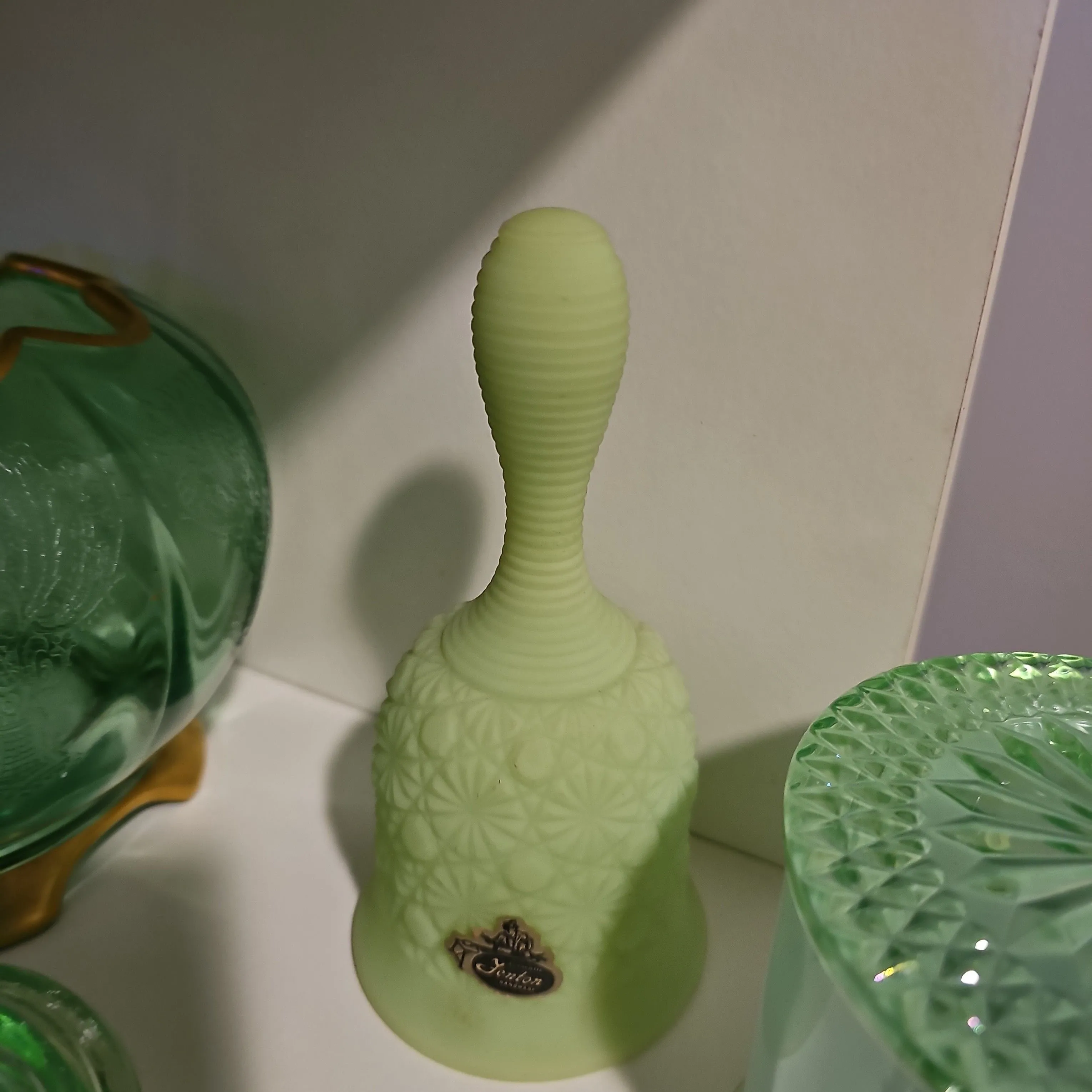 Product image for Fenton Uranium Glass Daisy and Button Custard Bell. UV Glows