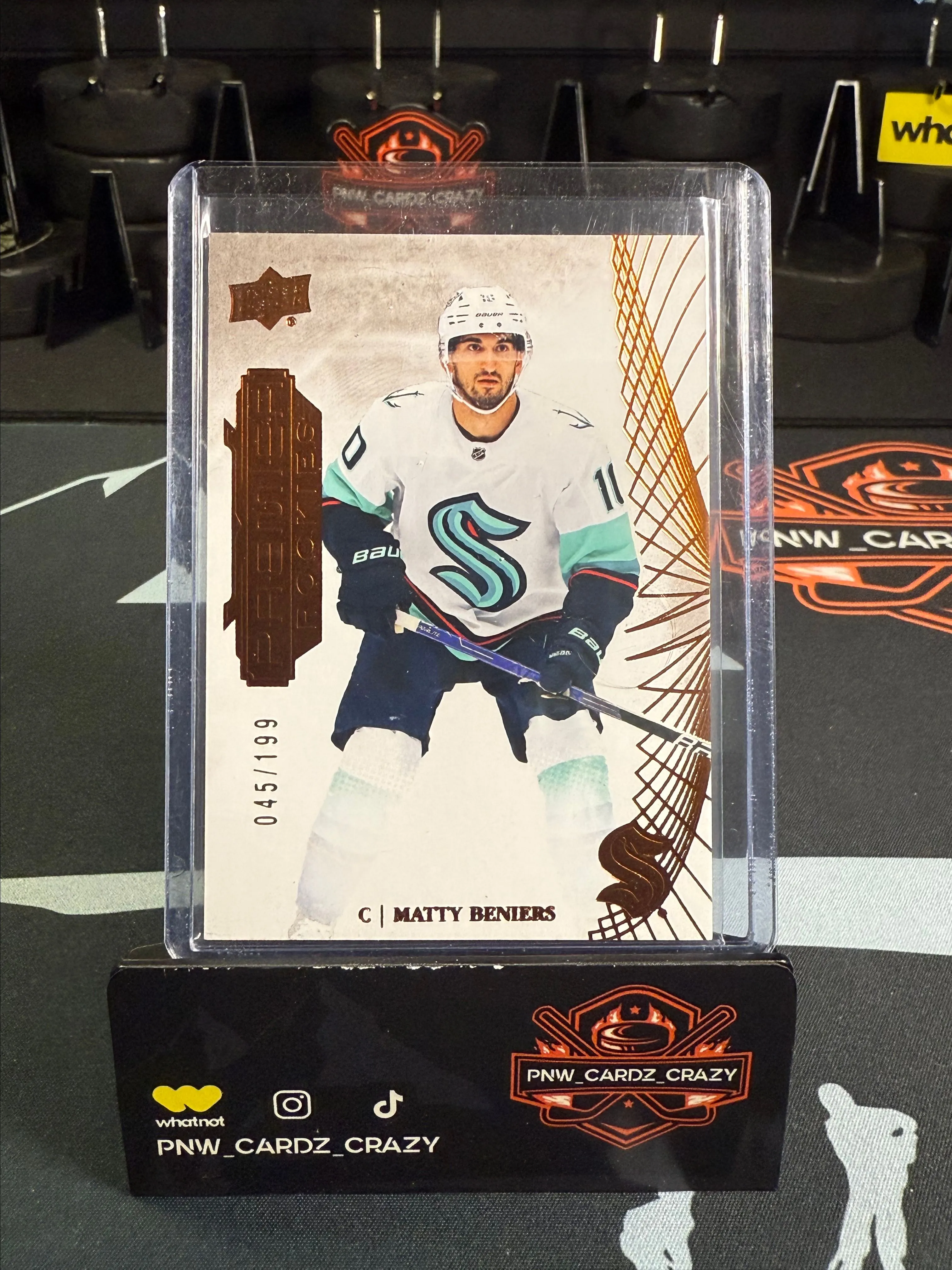 Product image for 2022-23 UD Premier Matty Beniers Rookie RC Copper Parallel /199 #102