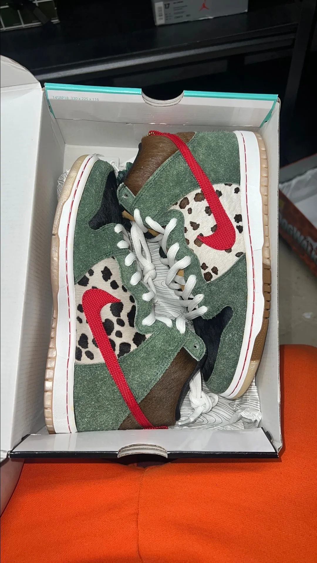 Product image for *SPECIAL BOX* NIKE SB DUNK HIGH "DOG WALKER" SIZE 8.5M BRAND NEW