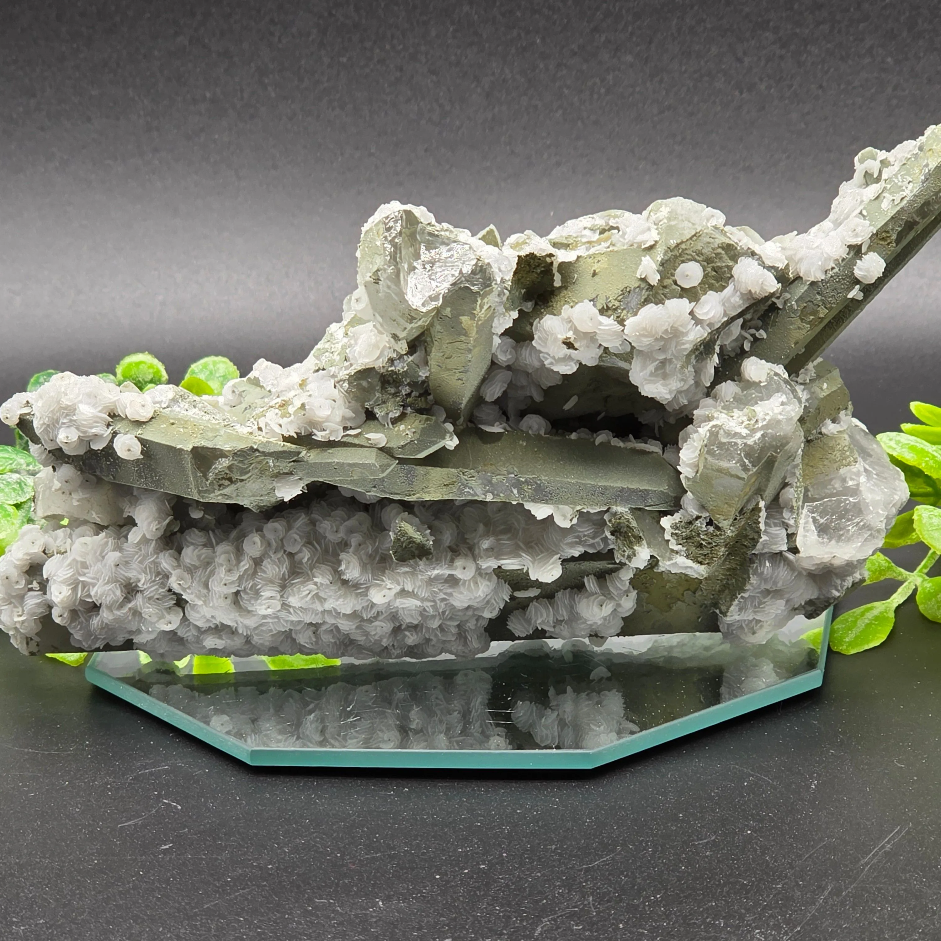 Product image for #470 White Calcite on Quartz Inner Mongolia 