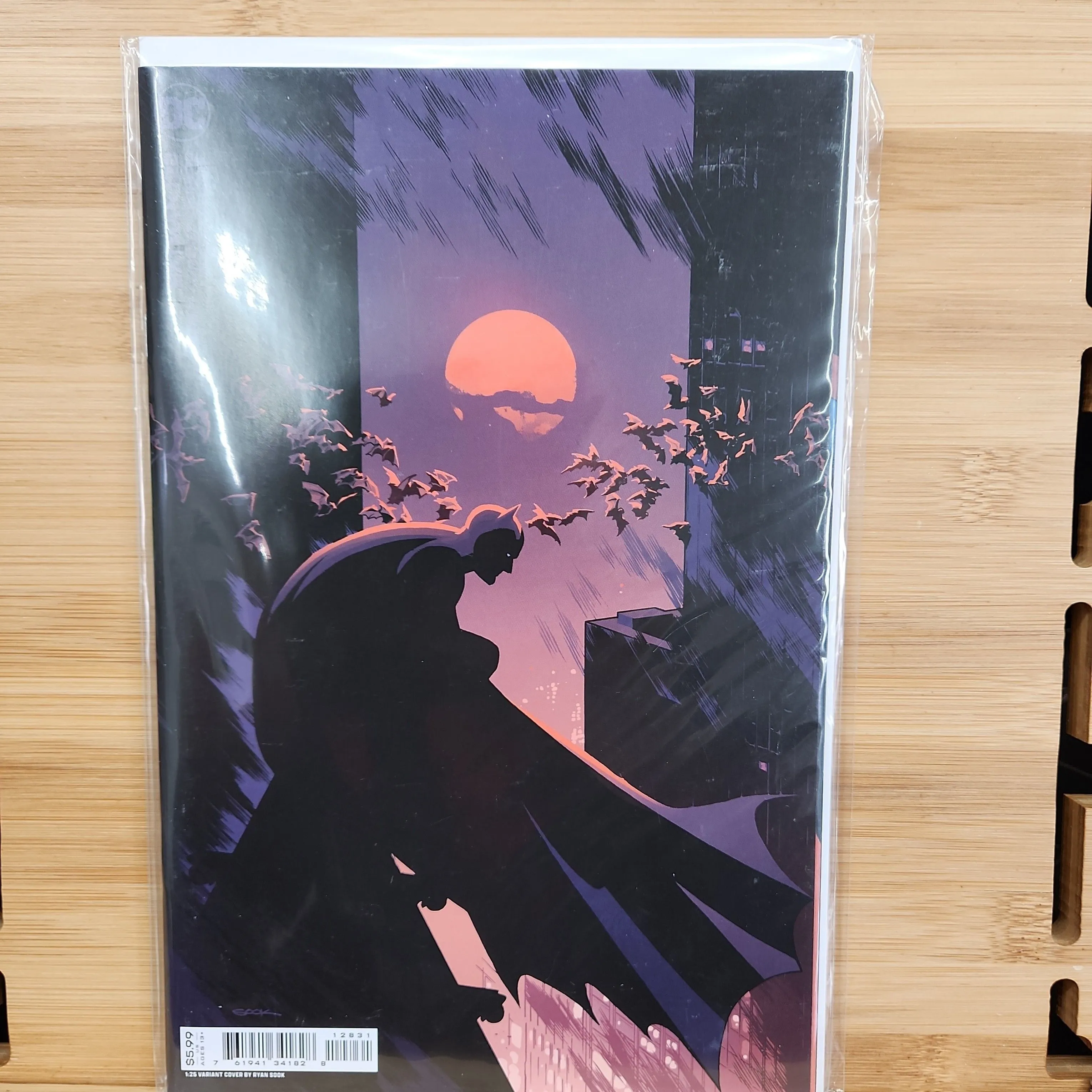 Product image for Batman #128 1:25 Card Stock Variant By Ryan Sook 