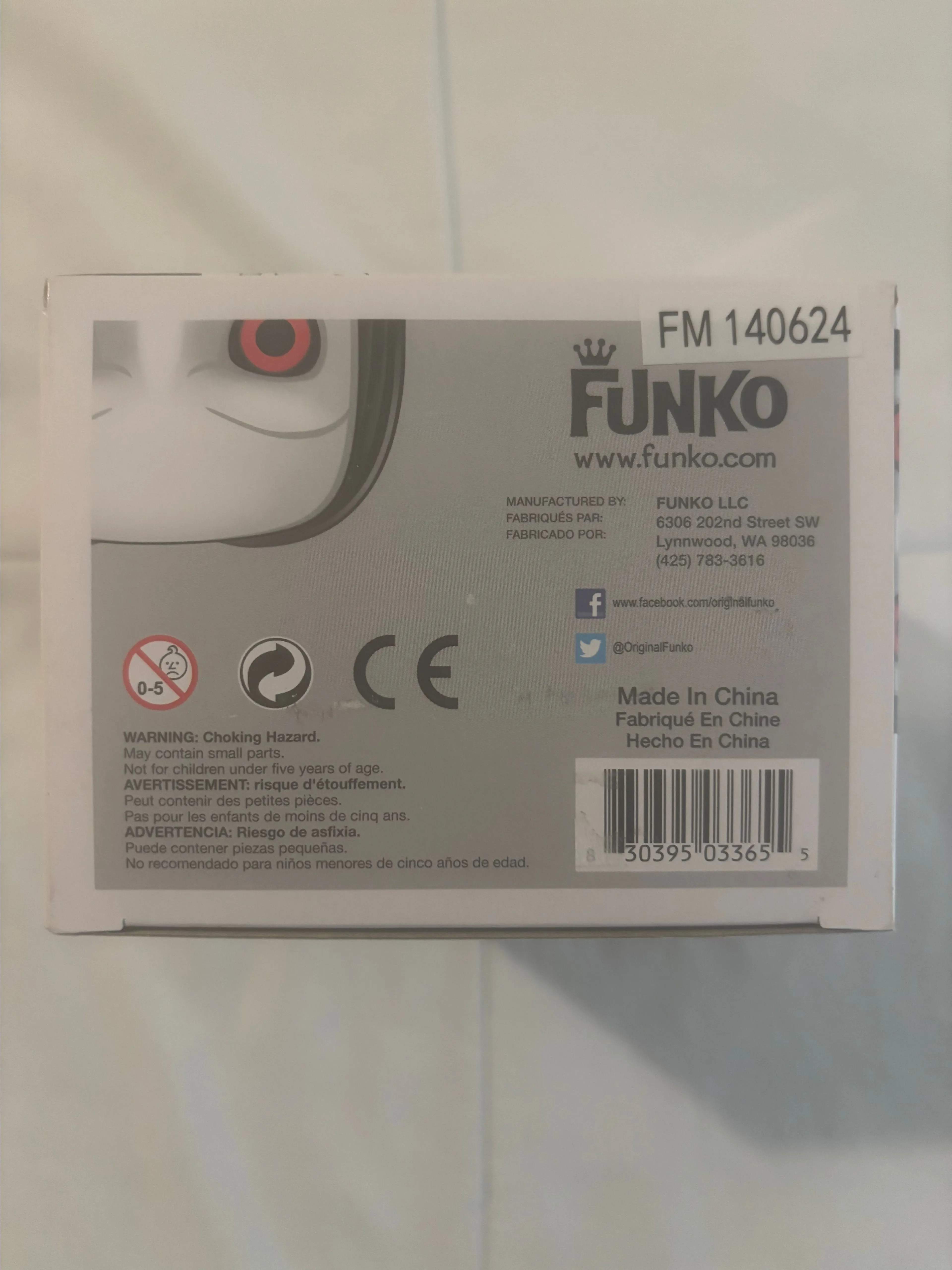 Listing Image Blurred Background