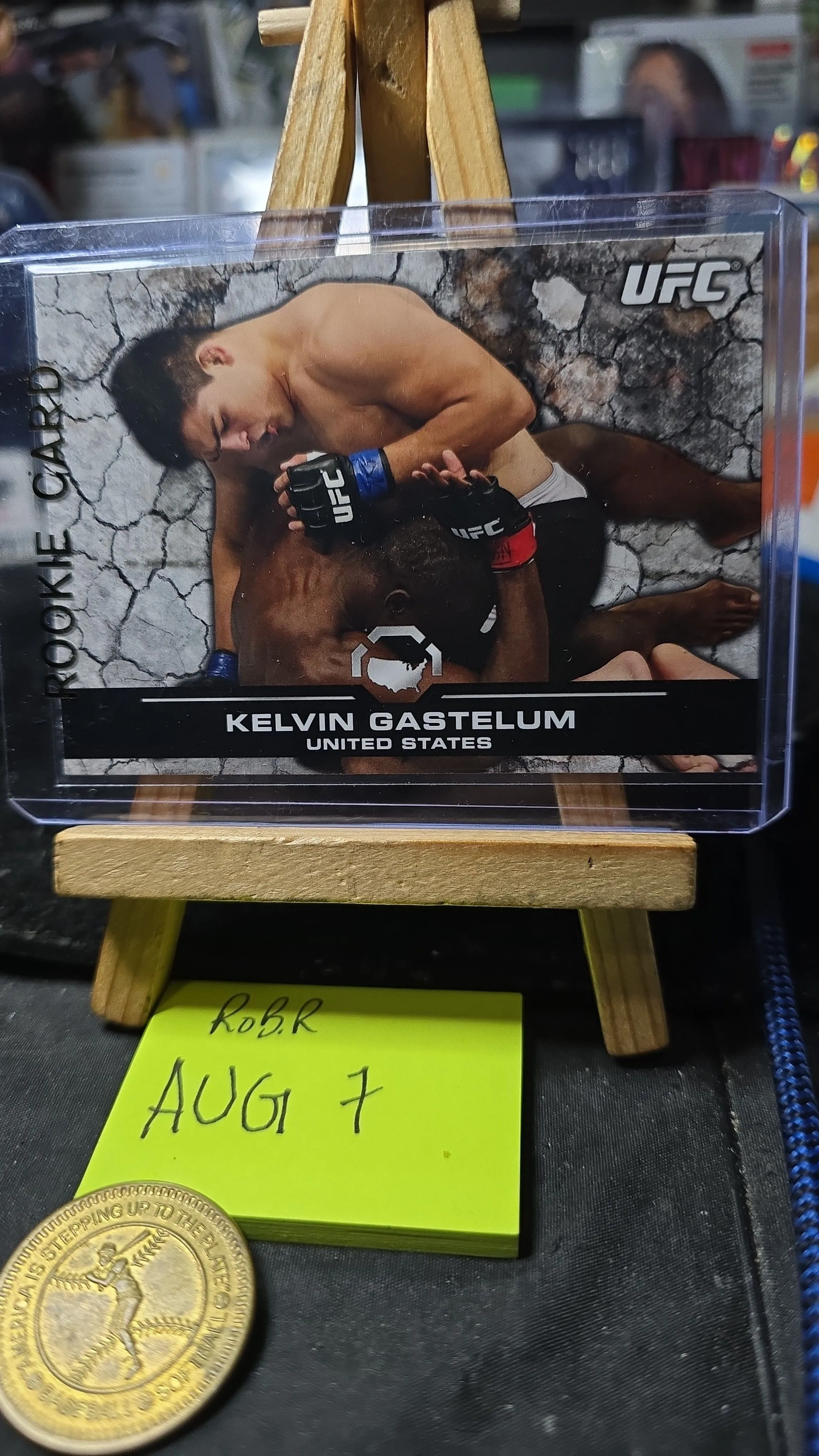 Product image for 2013 topps UFC bloodlines KELVIN GASTELUM RC