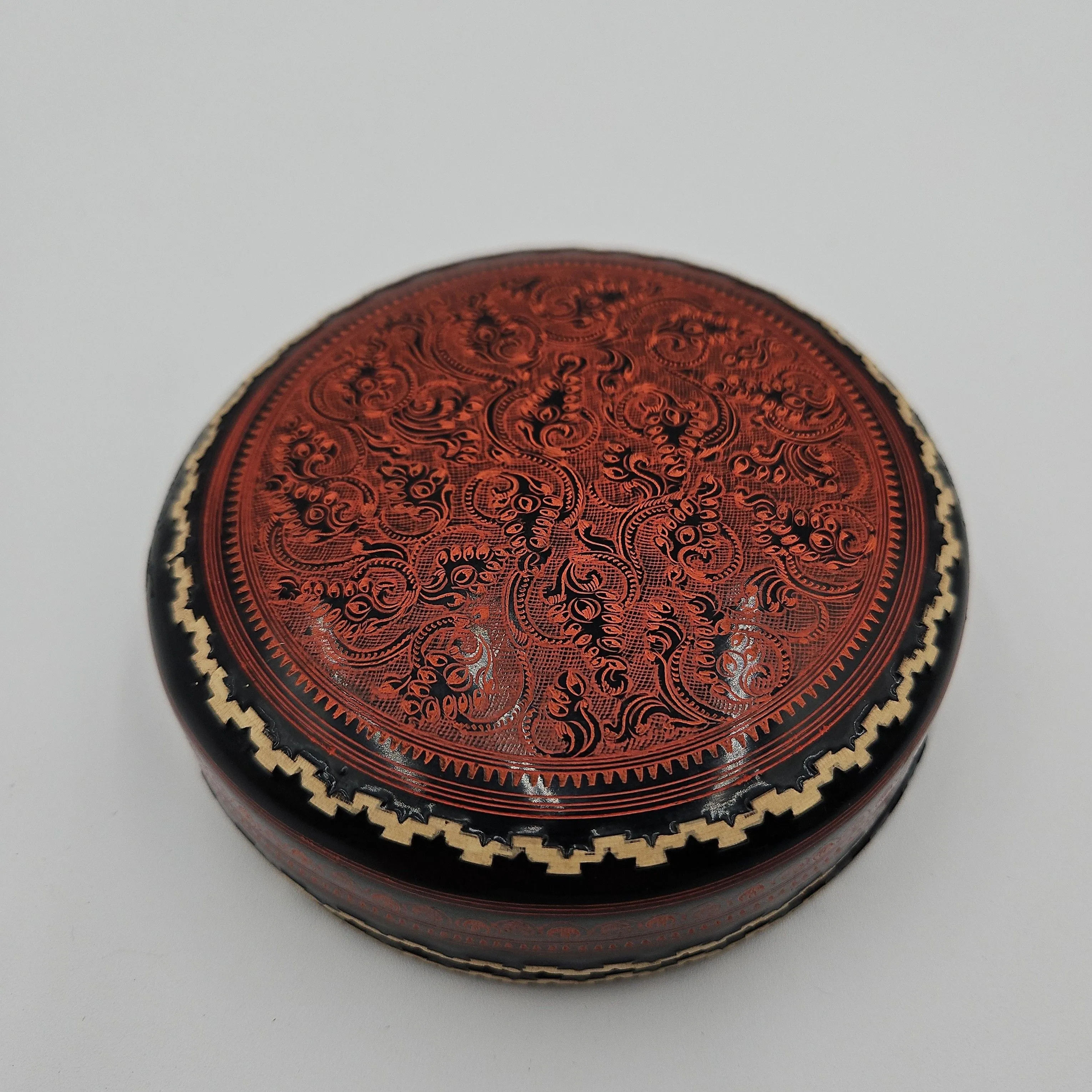 Product image for Hand Carved Lacquer Box With Coasters