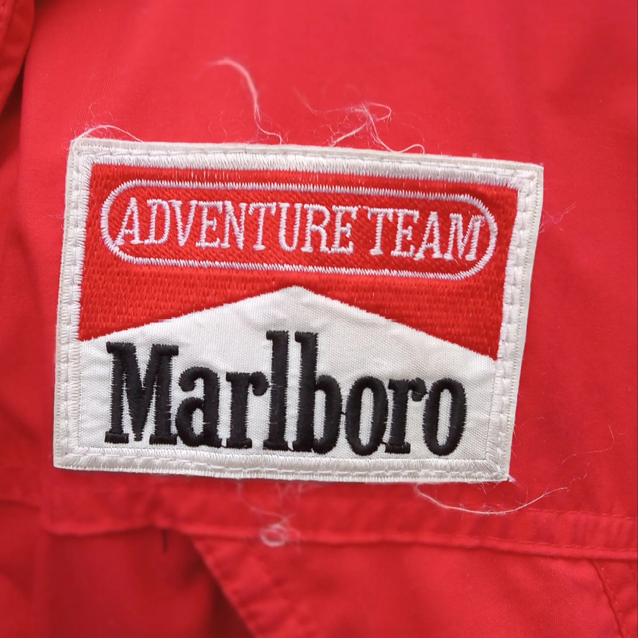 Product image for Marlboro windbreaker/rain jacket