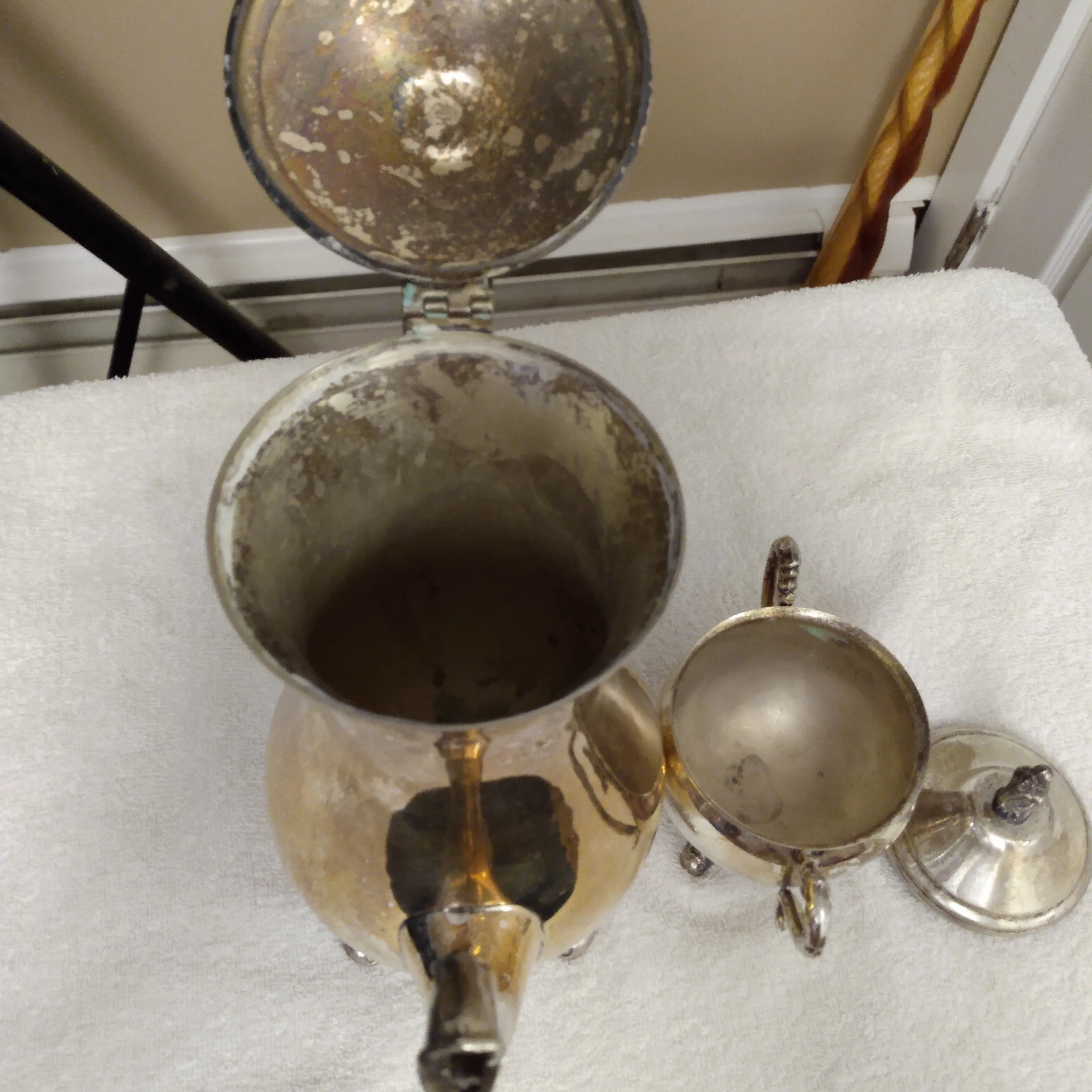 Service à thé et café en argent massif par Puiforcat | GSLR Antiques