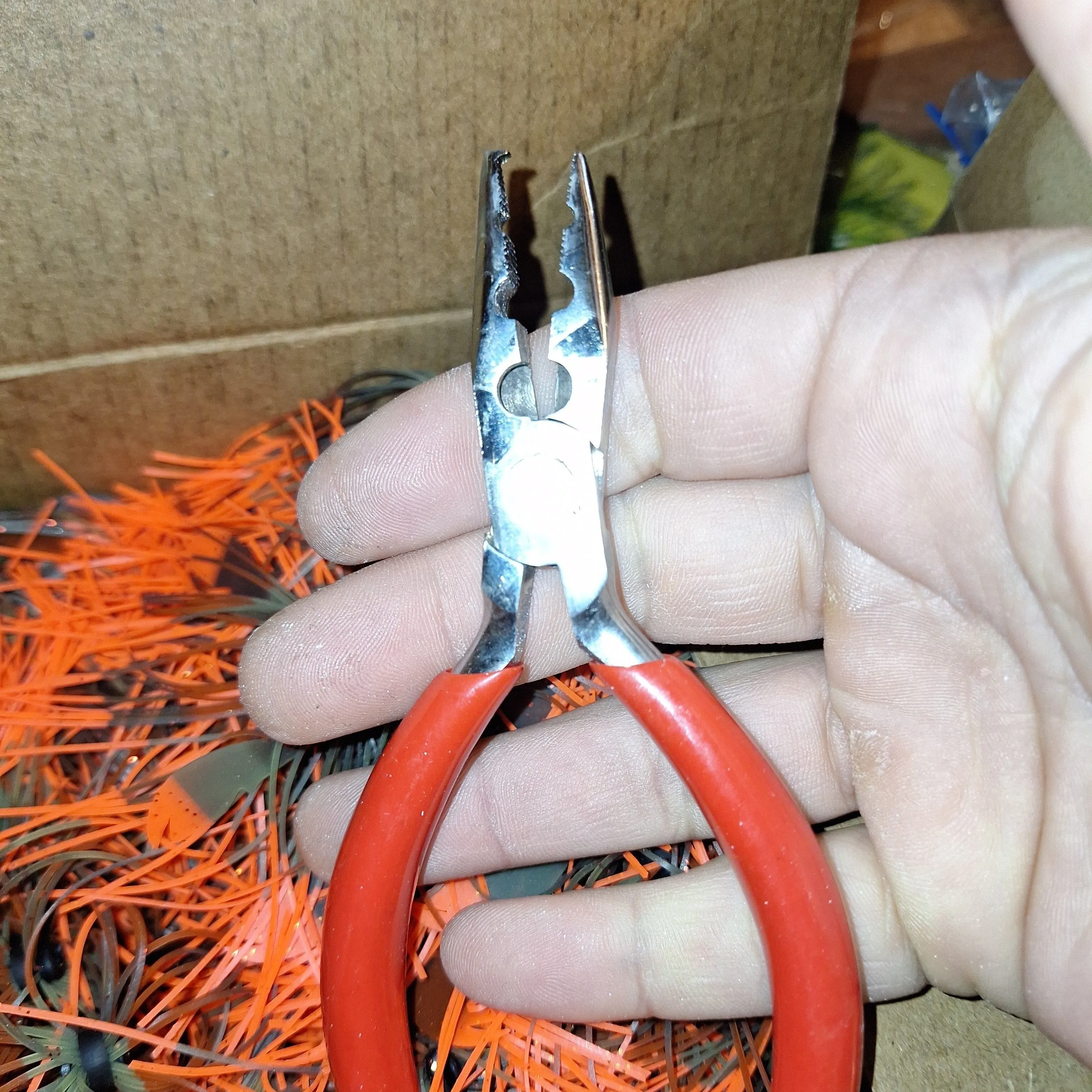 Product image for SPLIT RING PLIERS 