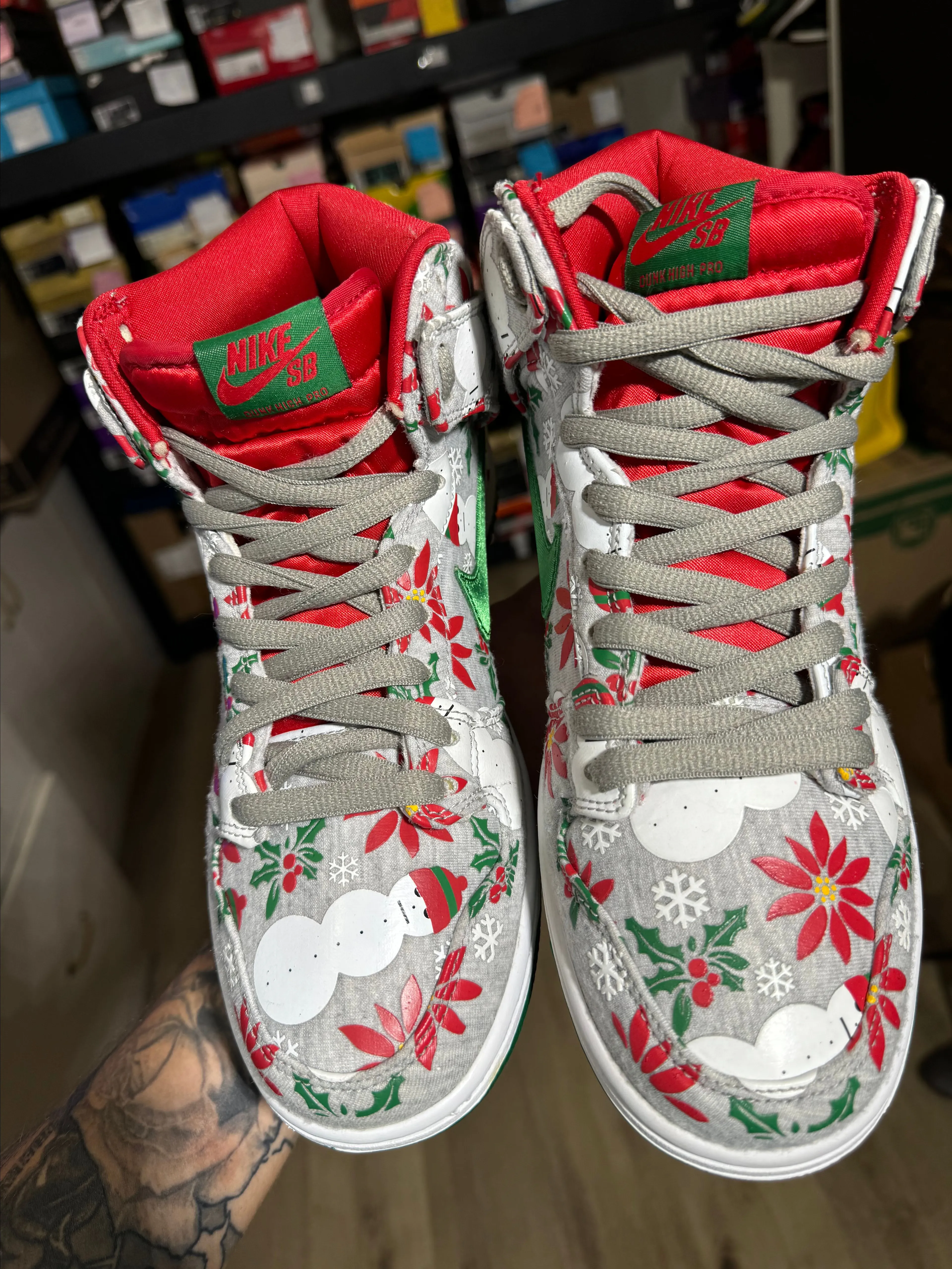 nike ugly christmas sneakers