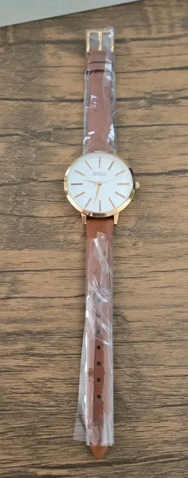 Listing Image Blurred Background