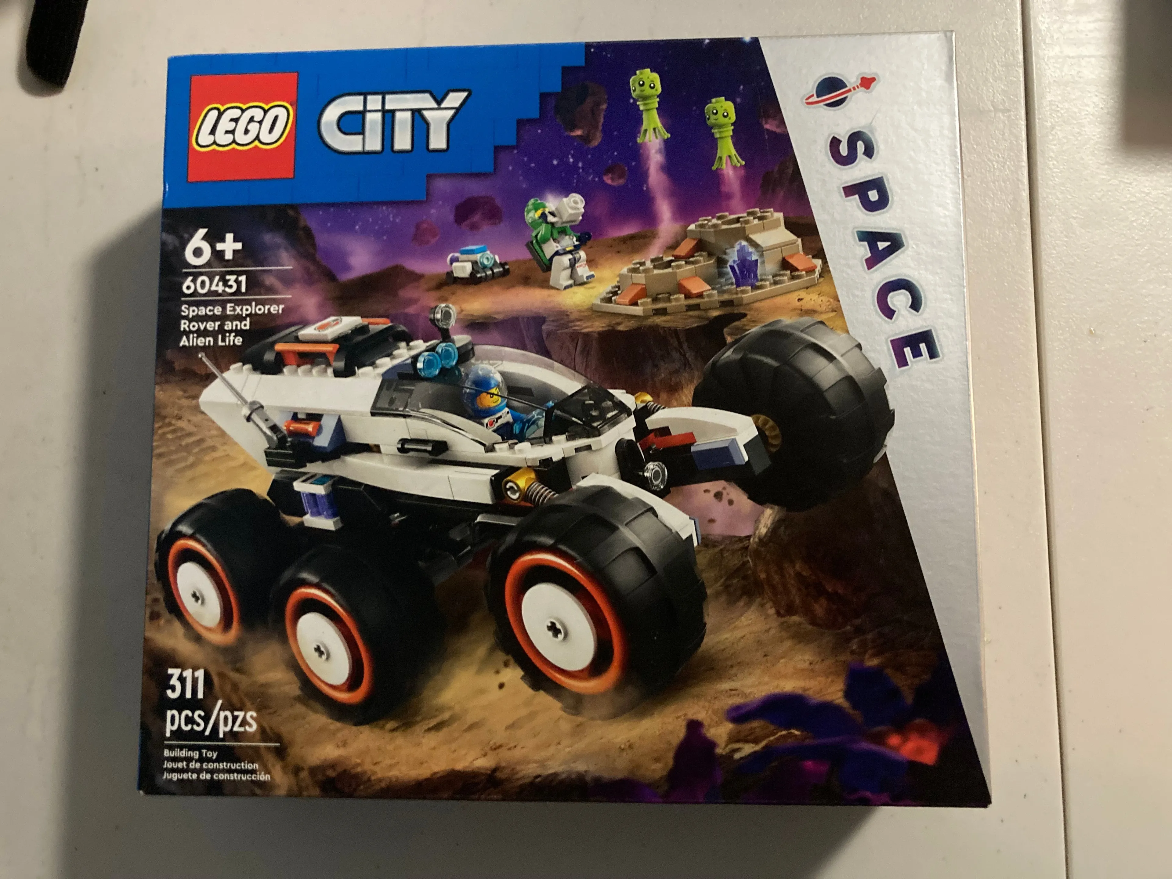 Product image for Space Explorer and Alien Life