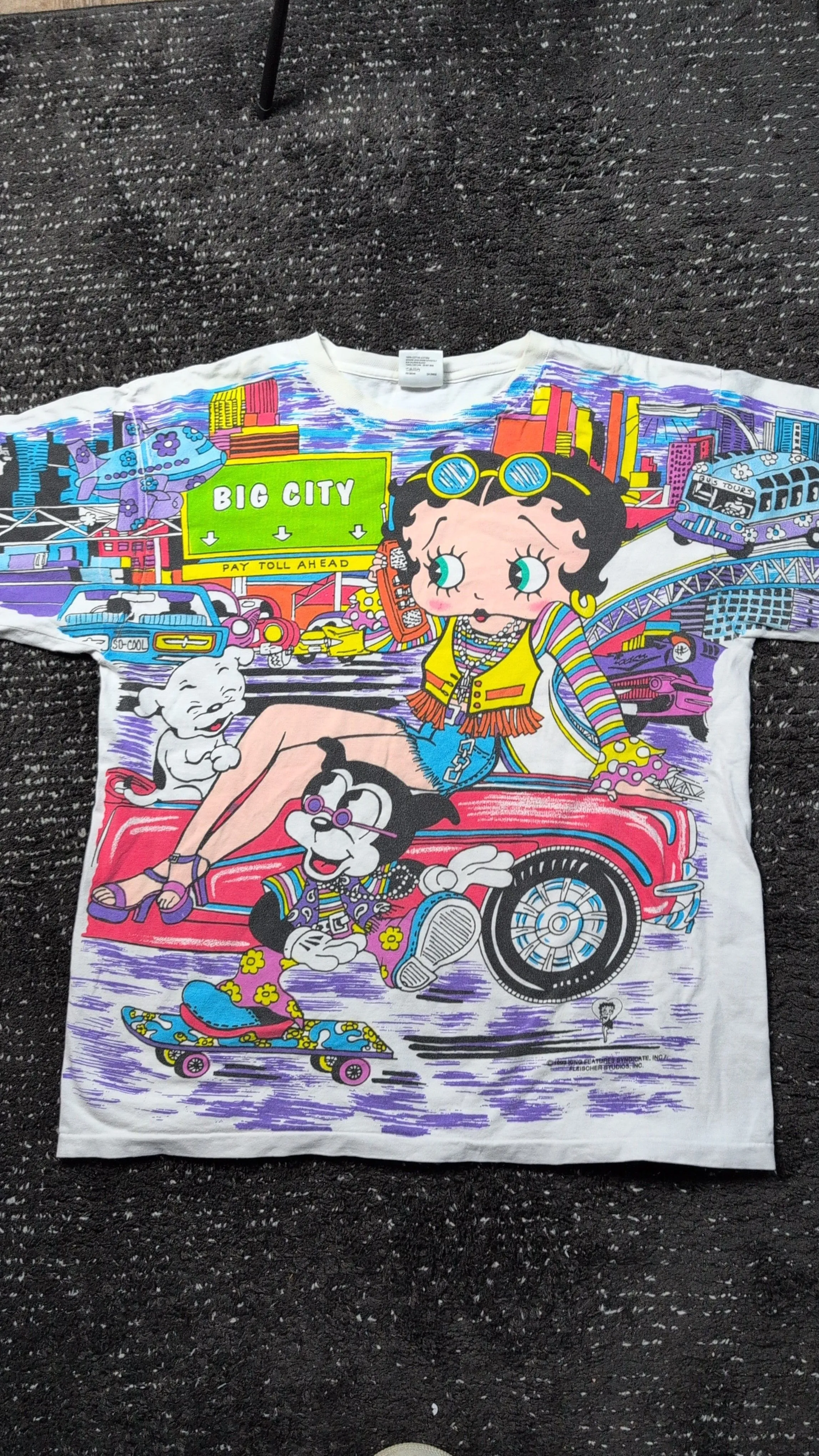 Product image for 1994 Betty Boop in the Big City Cartoon AOP XL