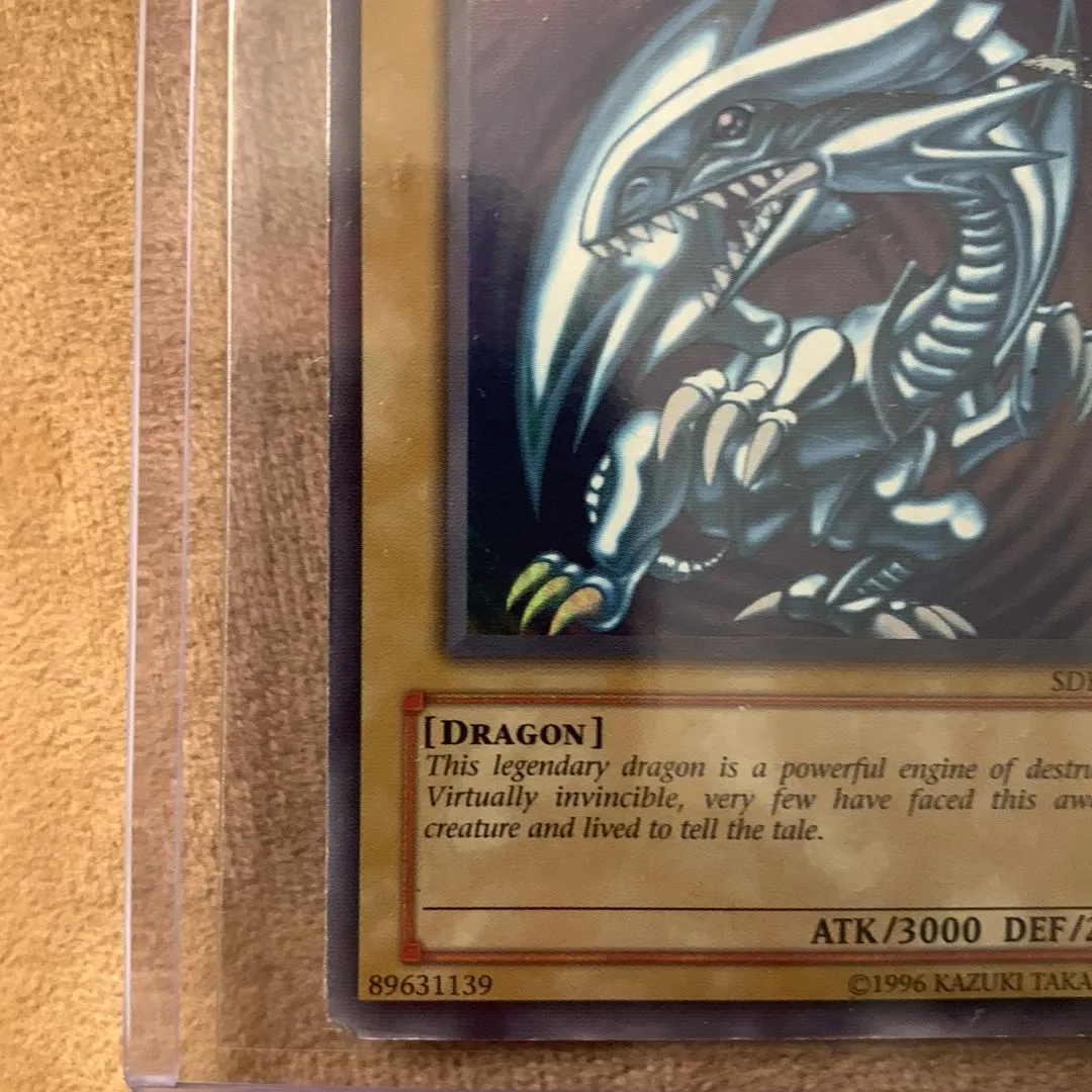 BLUE-EYES WHITE DRAGON SDK-001 YUGIOH ULTRA RARE  Whatnot: Shop, Sell,  Connect