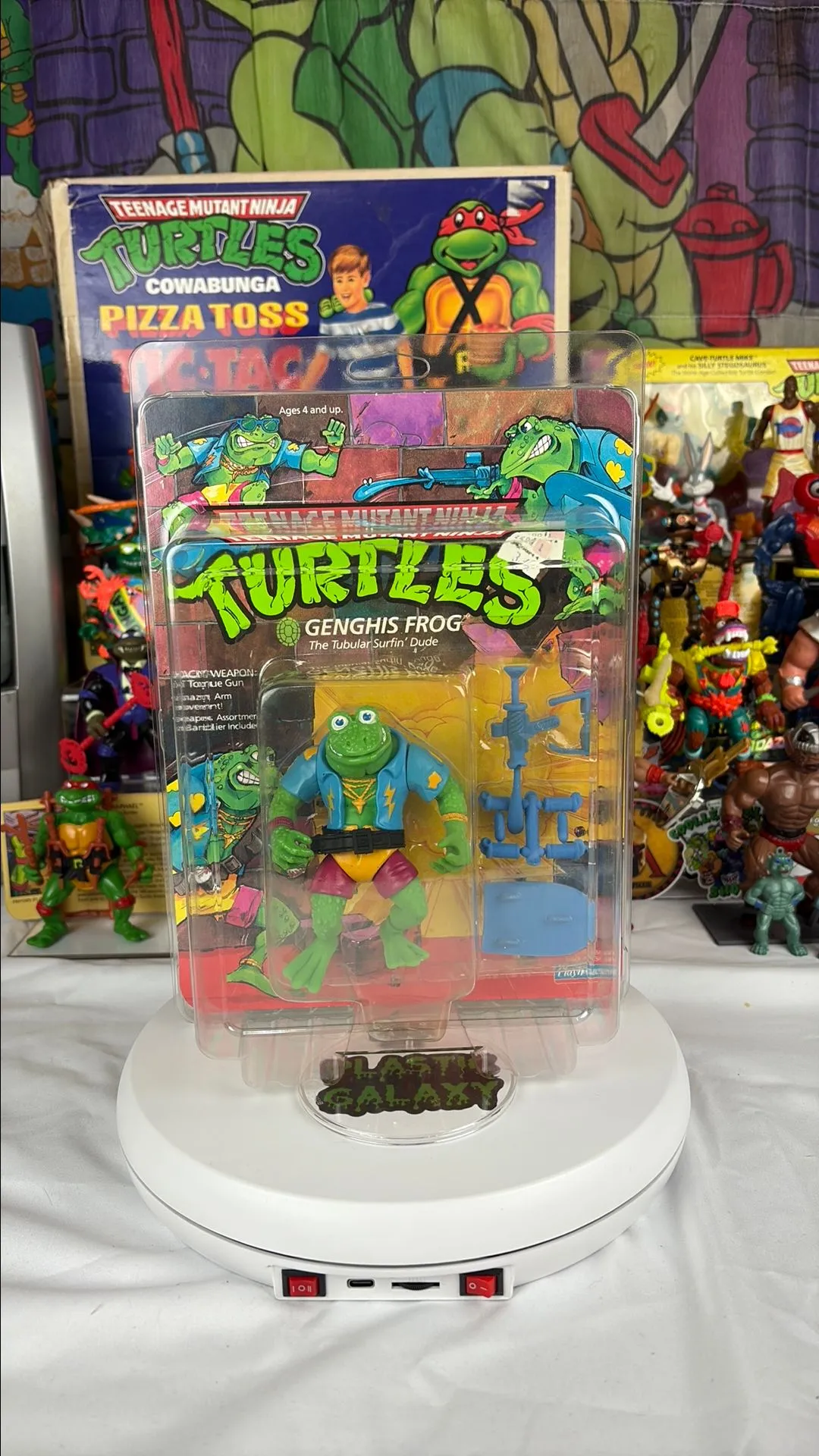 Product image for TMNT MOC 1989 Genghis Frog W/ Case