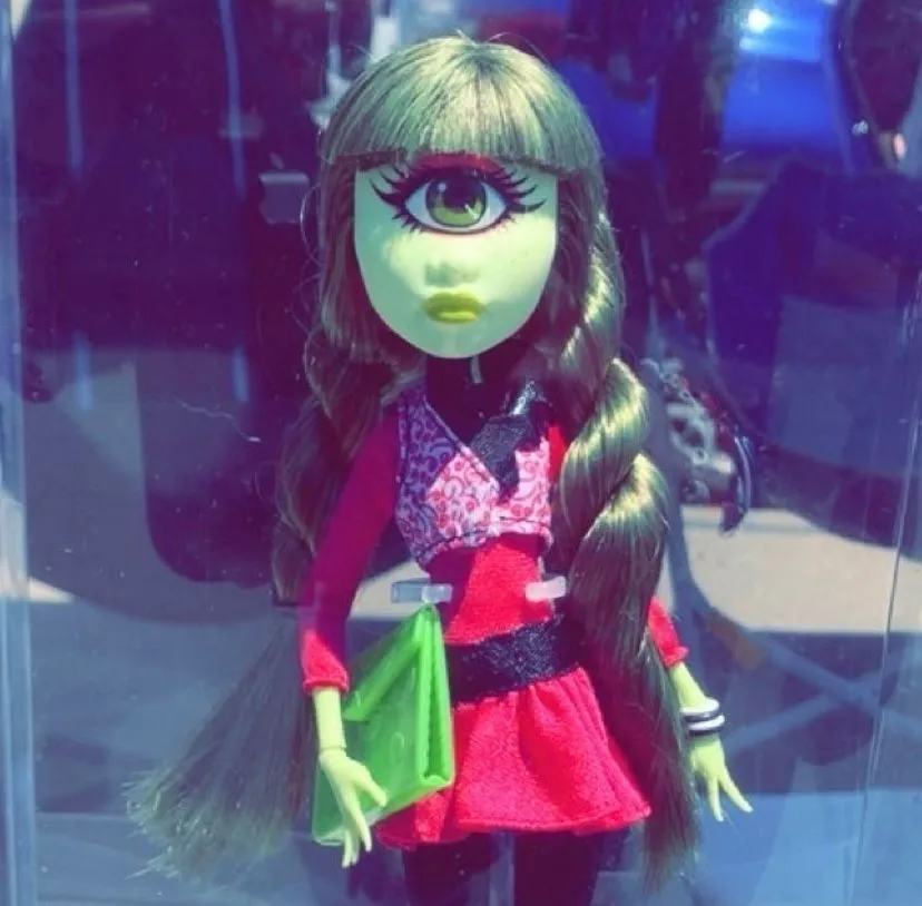 Product image for SDCC Iris Clops