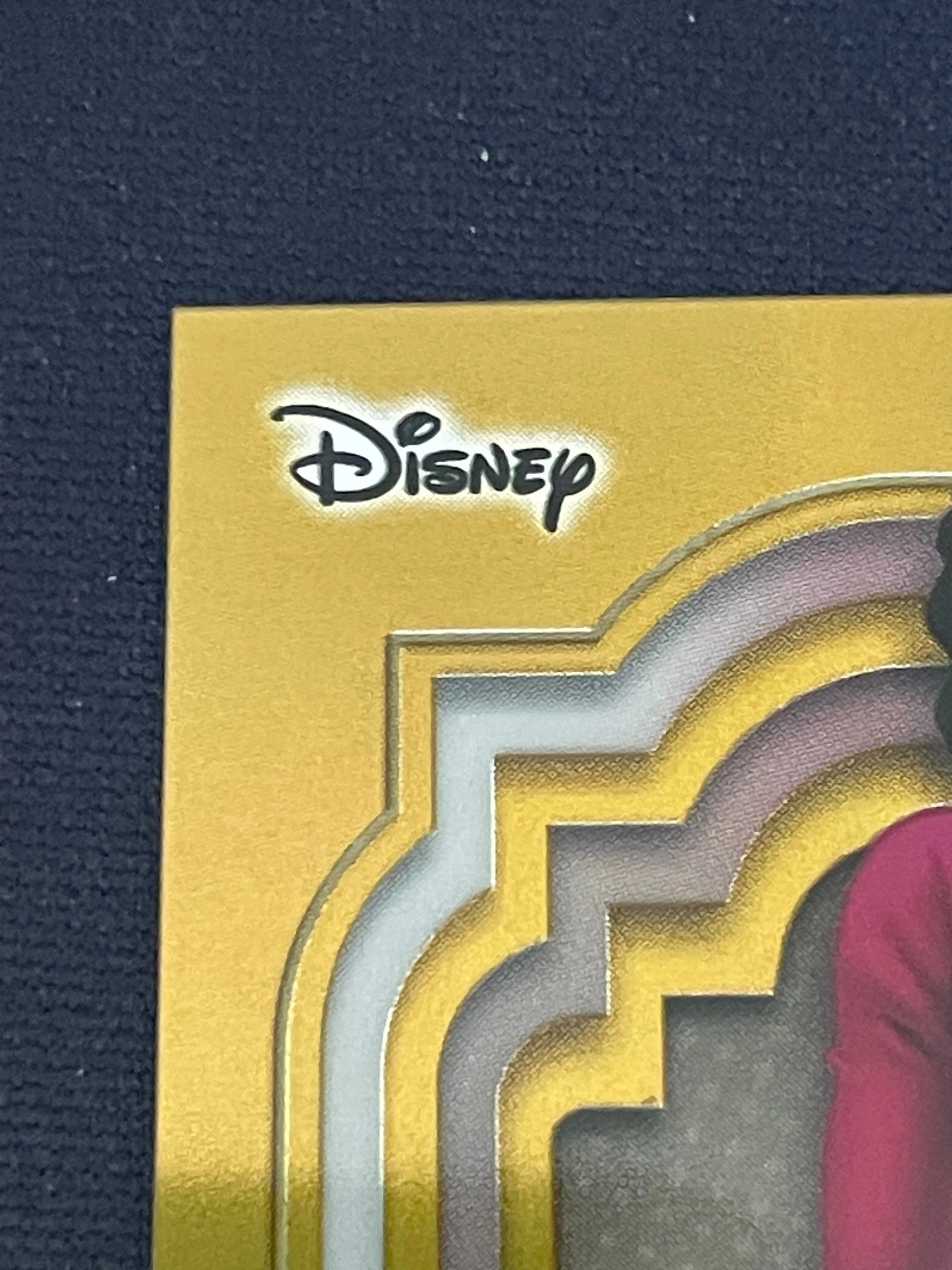 Listing Image Blurred Background