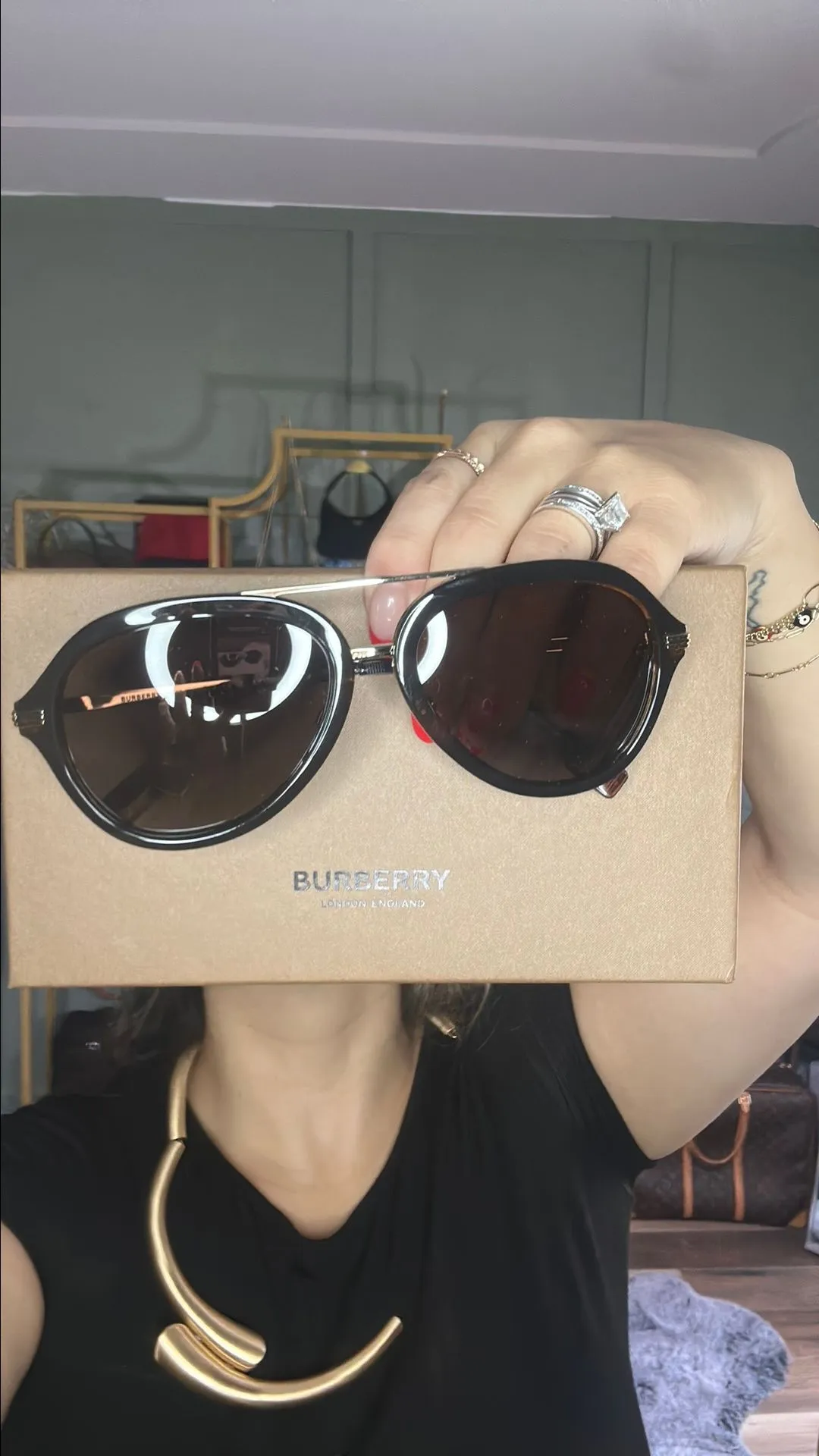 Product image for Burberry Sunnies FULL INCLUSION
