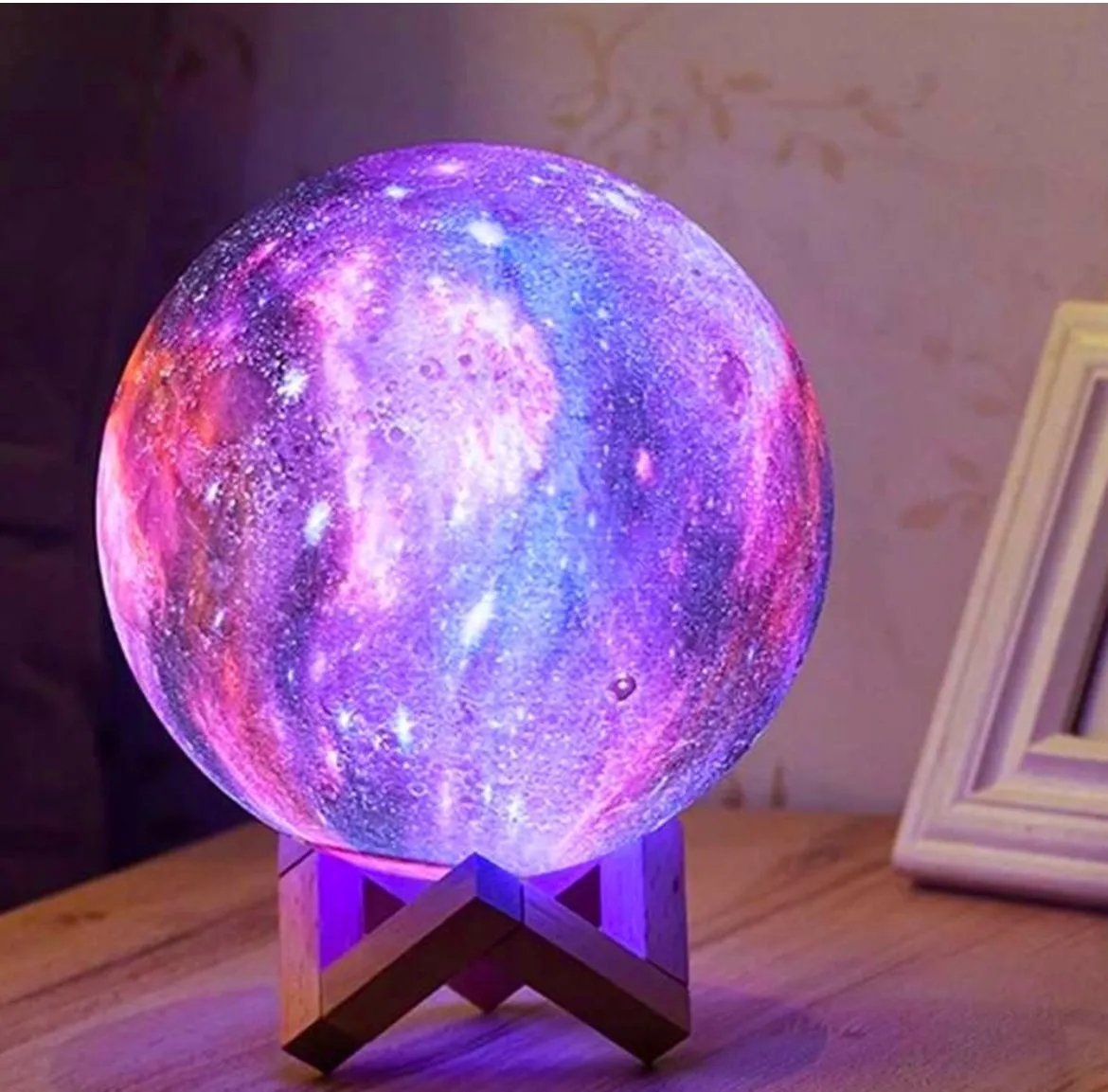 Product image for Plant Glow night light with a starry sky to shine